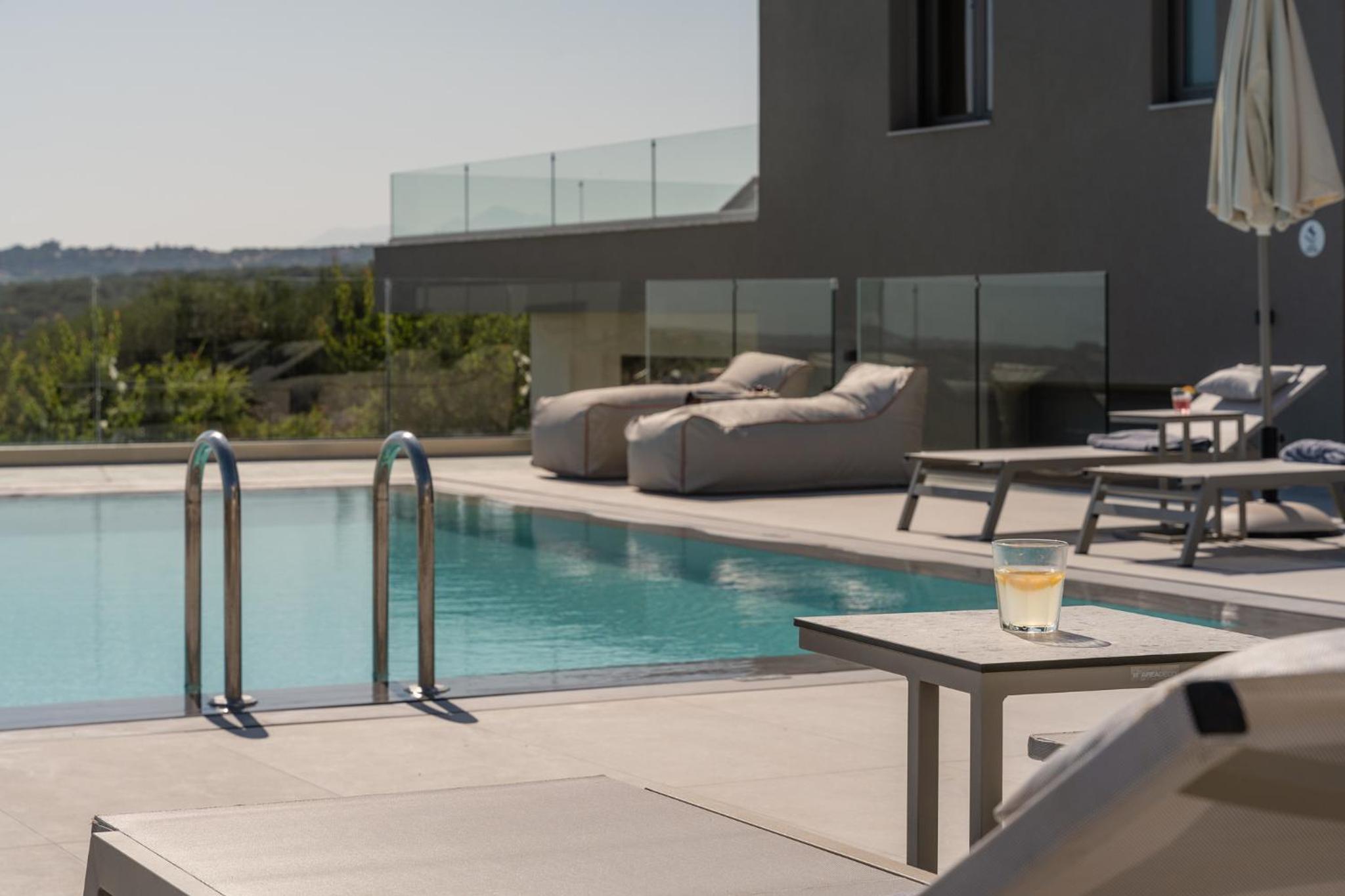 Phyllion Boutique Villas