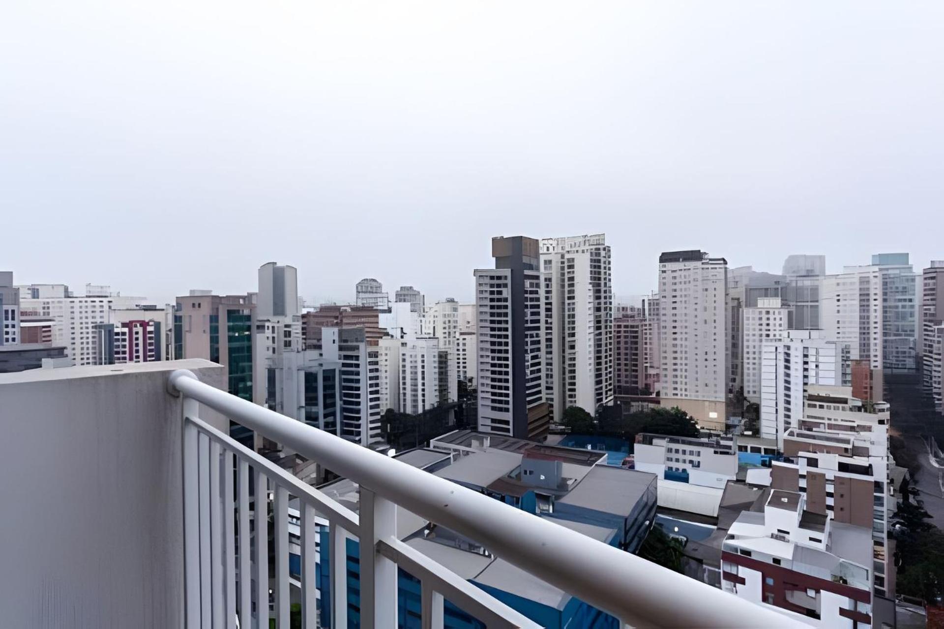Vista Alta/Academia/Insper e Hosp.São Luiz 650mts