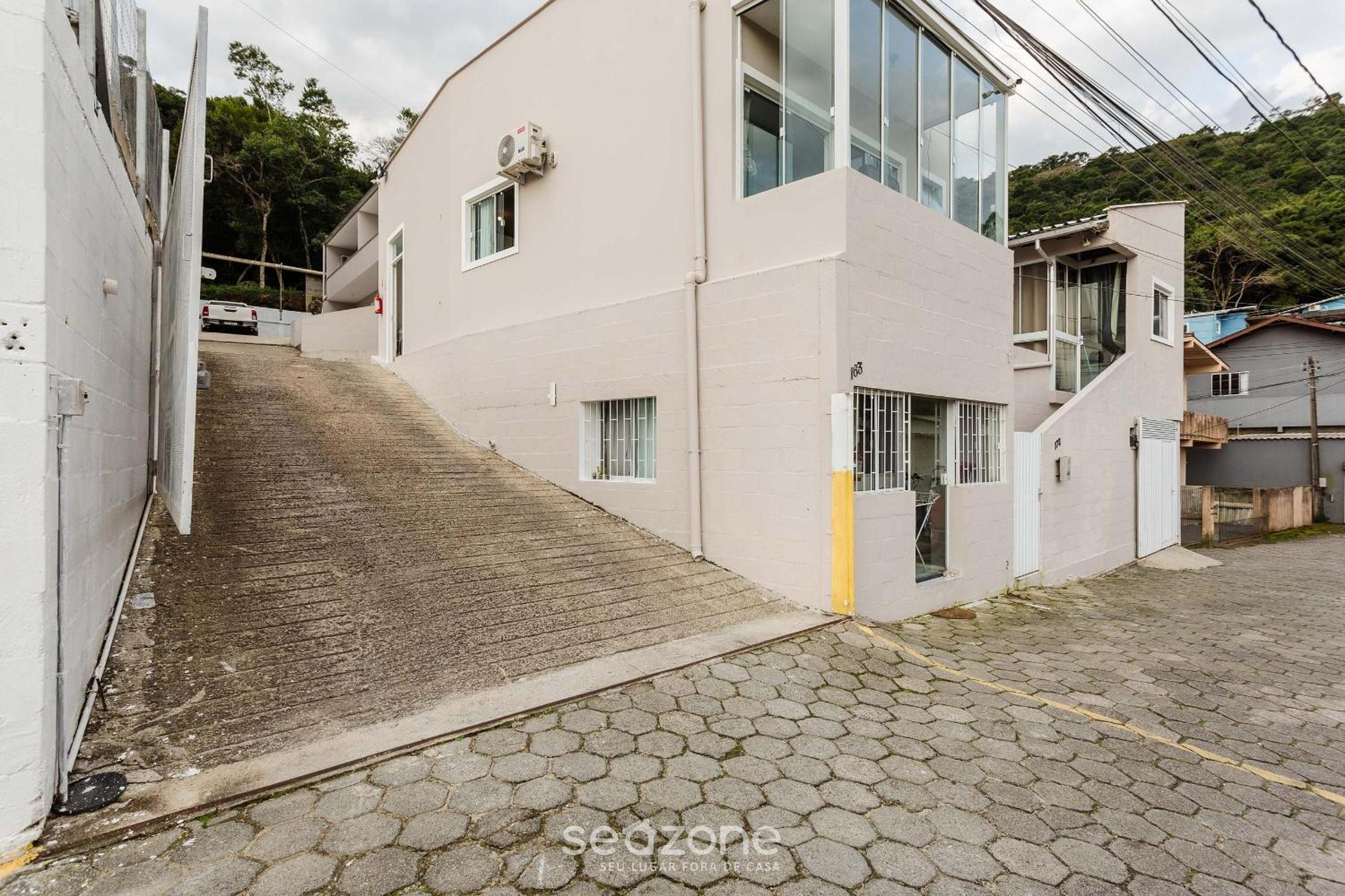 Apartments in Jurerê - JMA