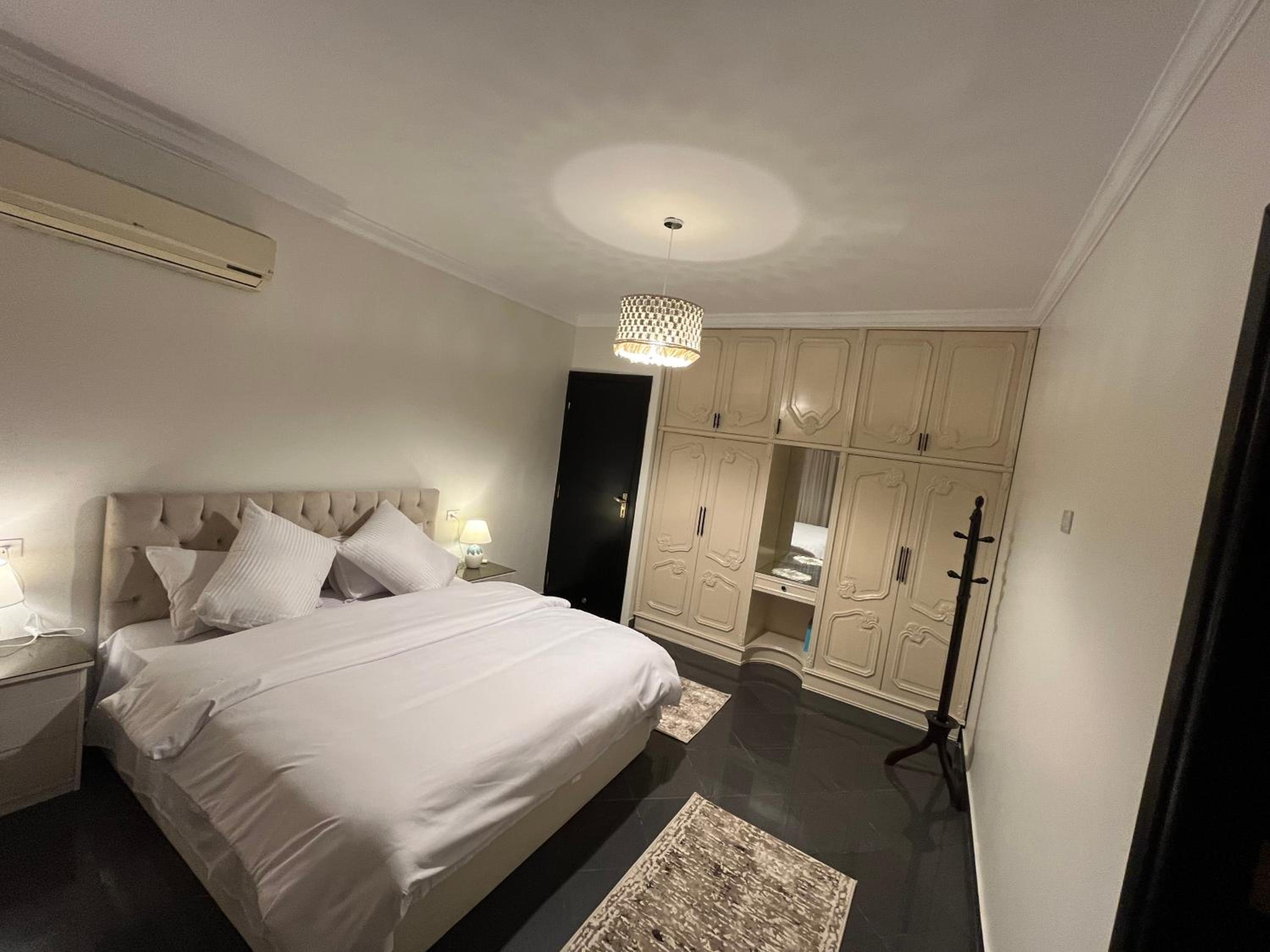 Luxury 3BD Apartments in Mohandseen