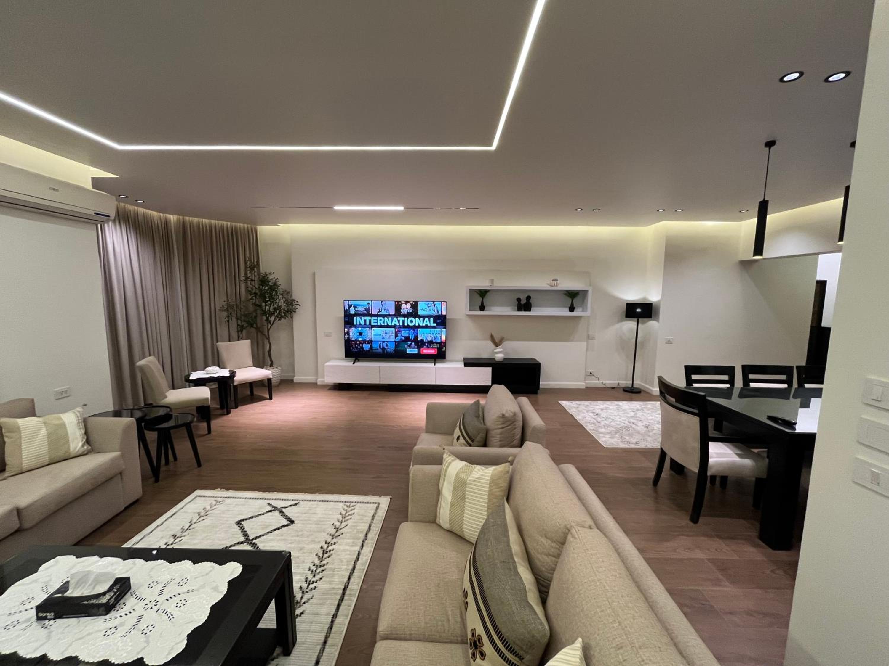 Luxury 3BD Apartments in Mohandseen