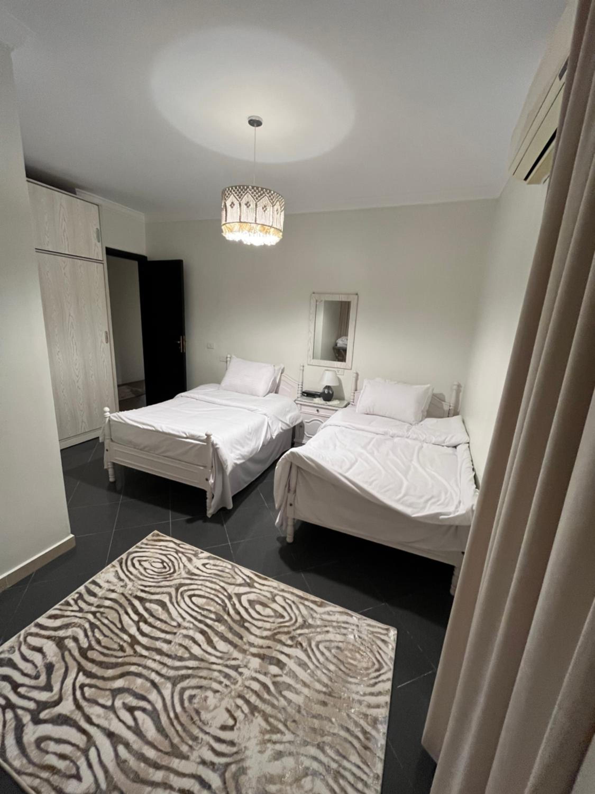 Luxury 3BD Apartments in Mohandseen