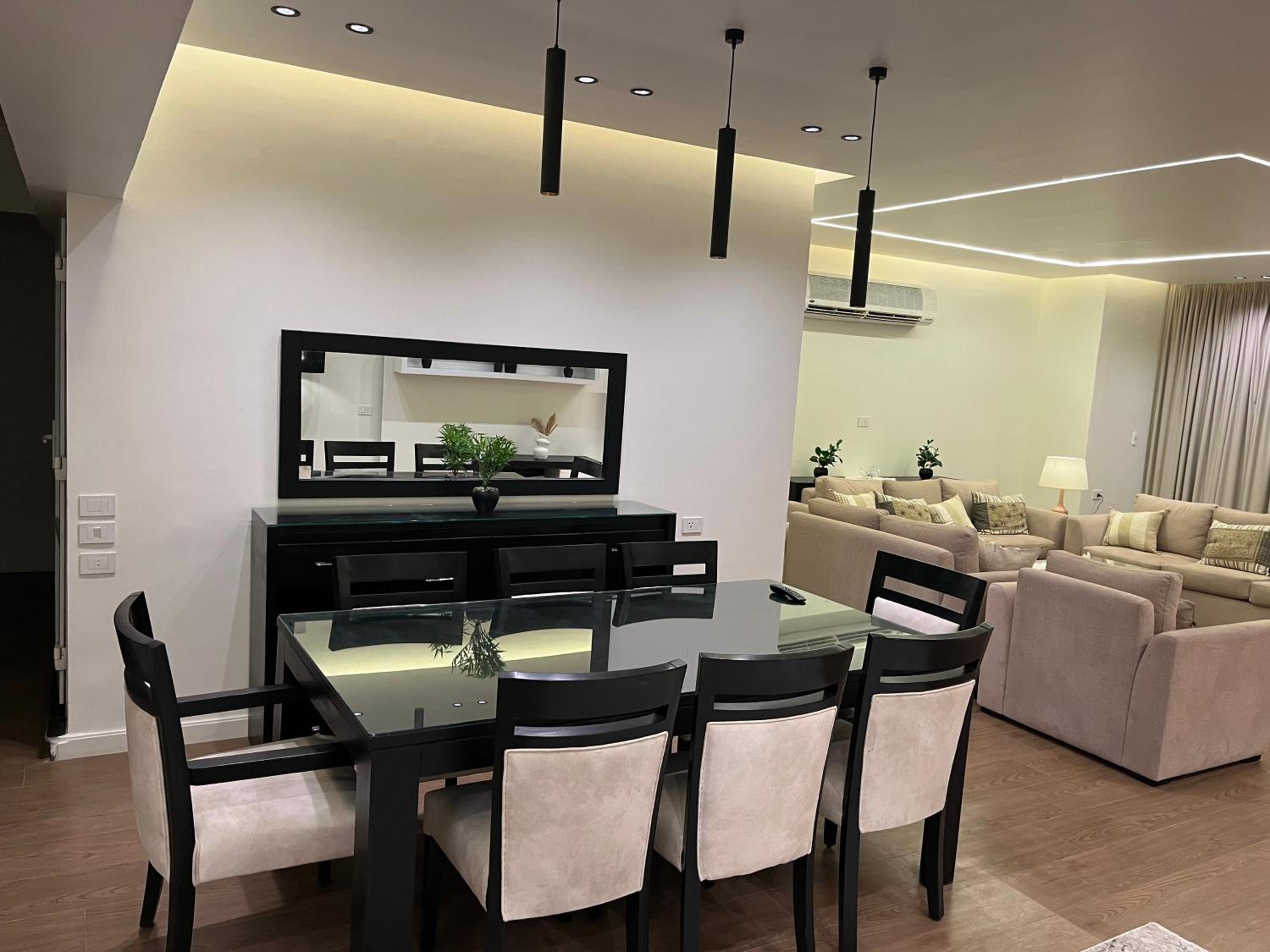 Luxury 3BD Apartments in Mohandseen