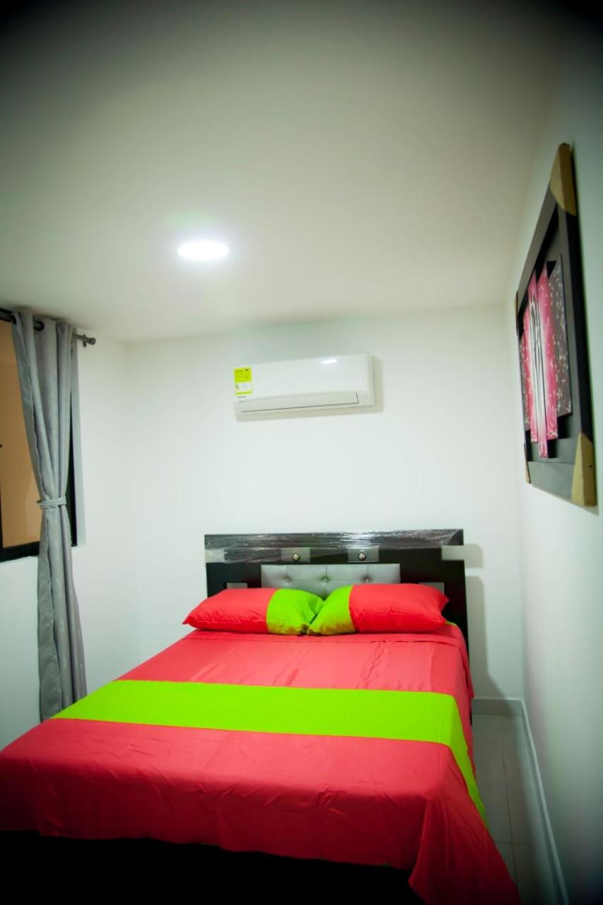 Apartamento Rodadero a media cuadra de la playa view 3