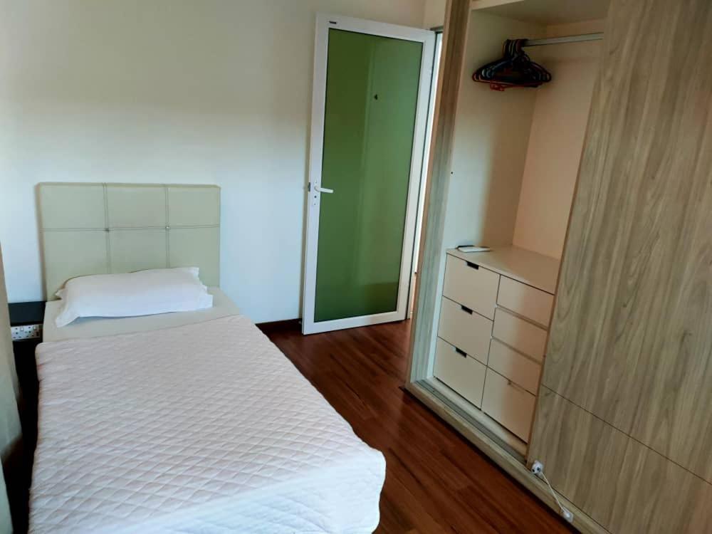 Tanjung bungah double story house for 18 people photo 6