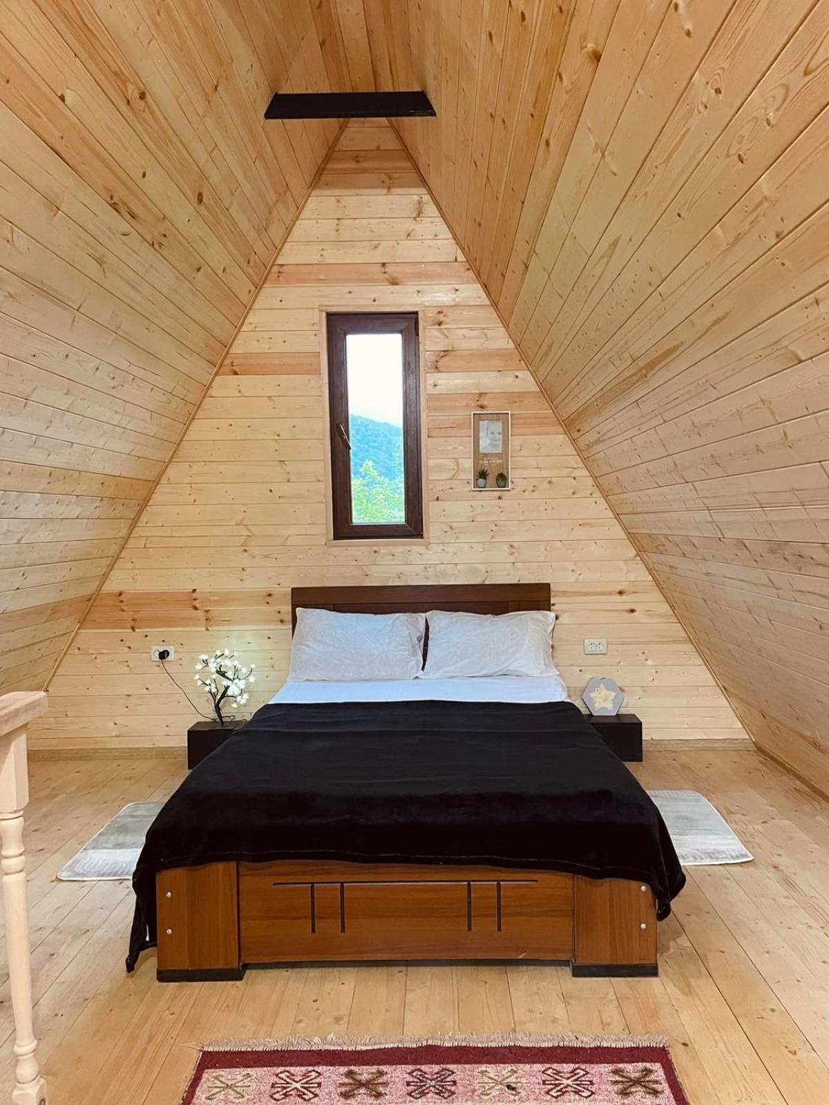 Mountain Cottage - Ananuri