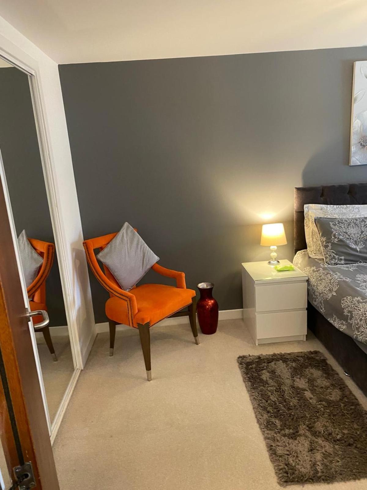 Mossie Apartment