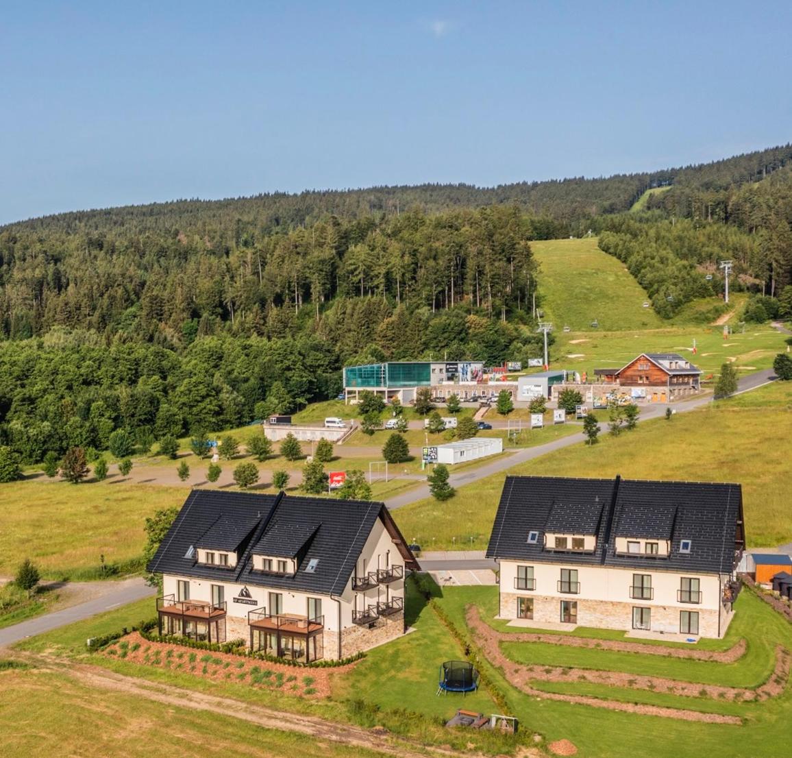 HP APARTMÁNY SKIAREÁL- Buková Hora v Orlických horách 100 m od lanovky