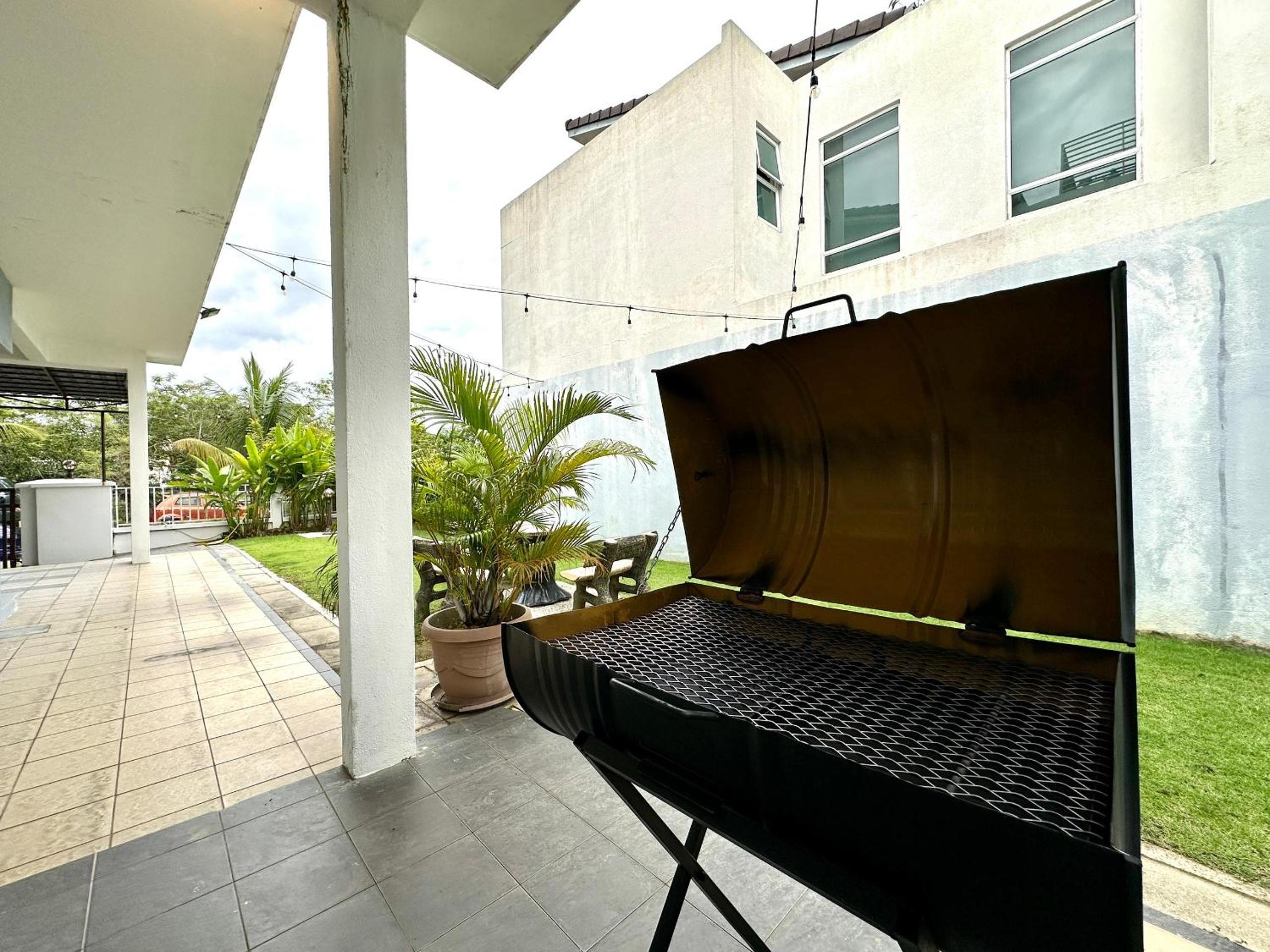 BNB Casa Grande at Rawang - spacious, 15 pax and WiFi, photo 47