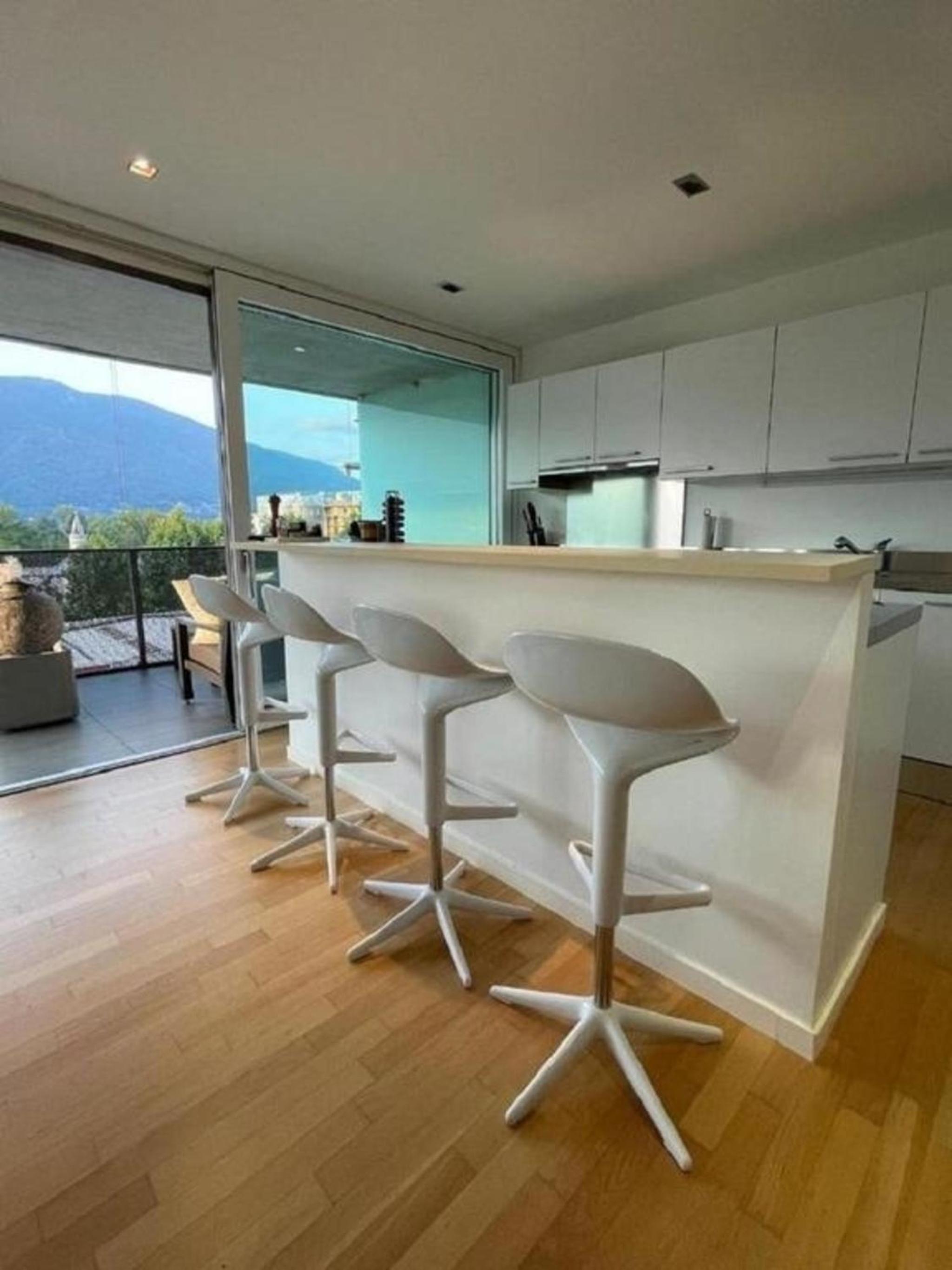 35 Zimmer Wohnung Orizia