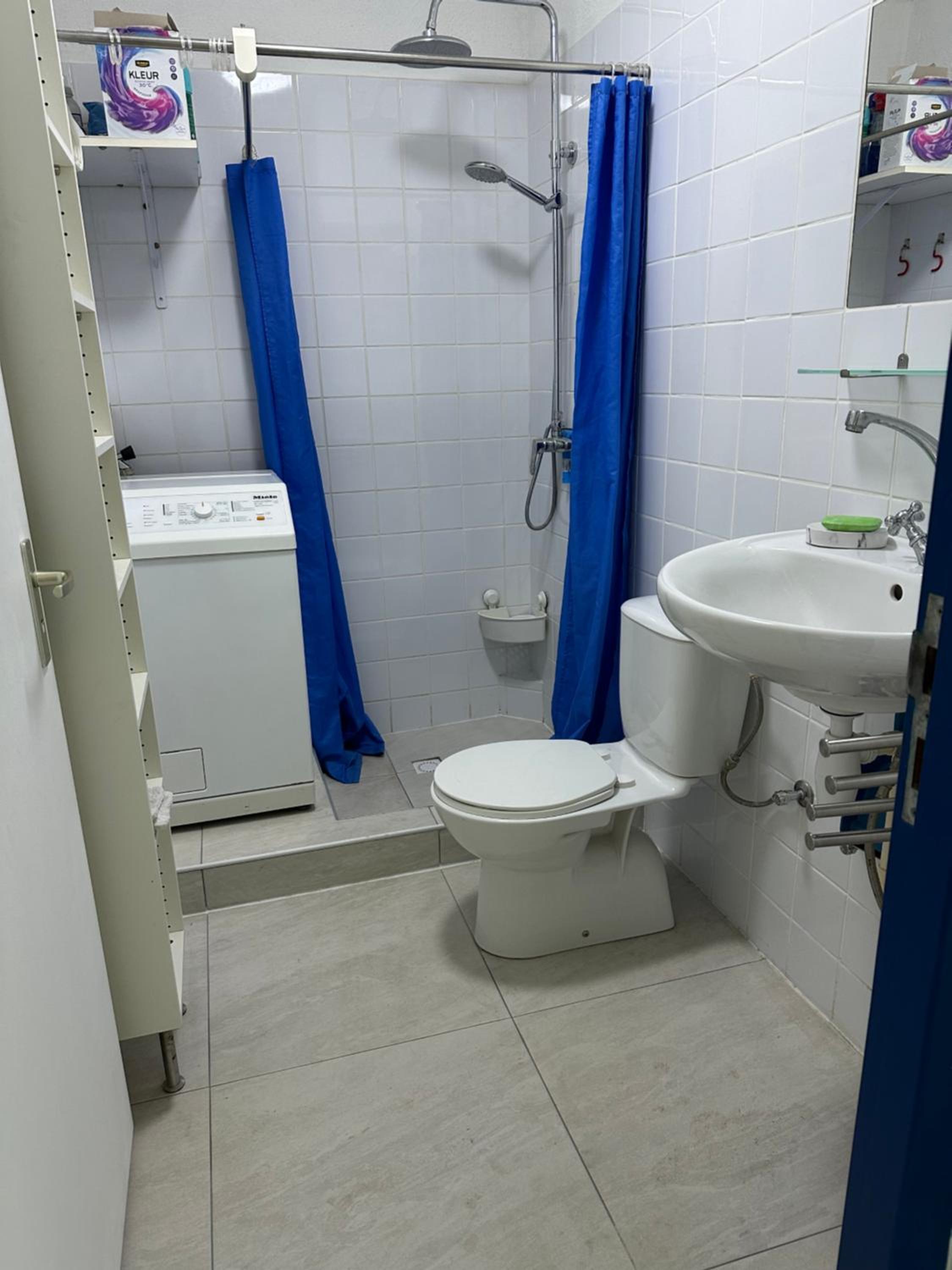 Studio Caribbean Court 320 Hele studio, 50m2, kingsize bed