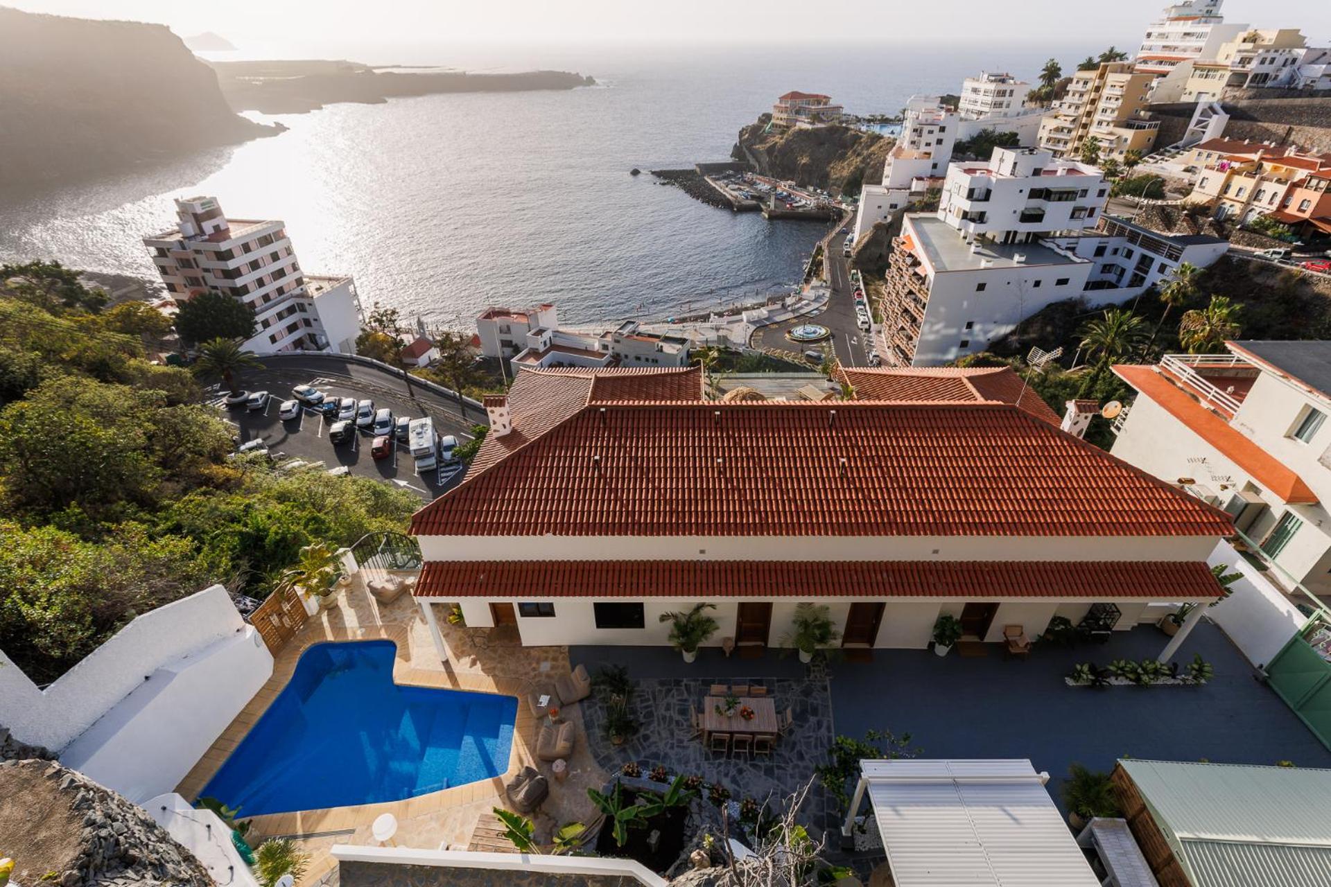 Bahía Apartments