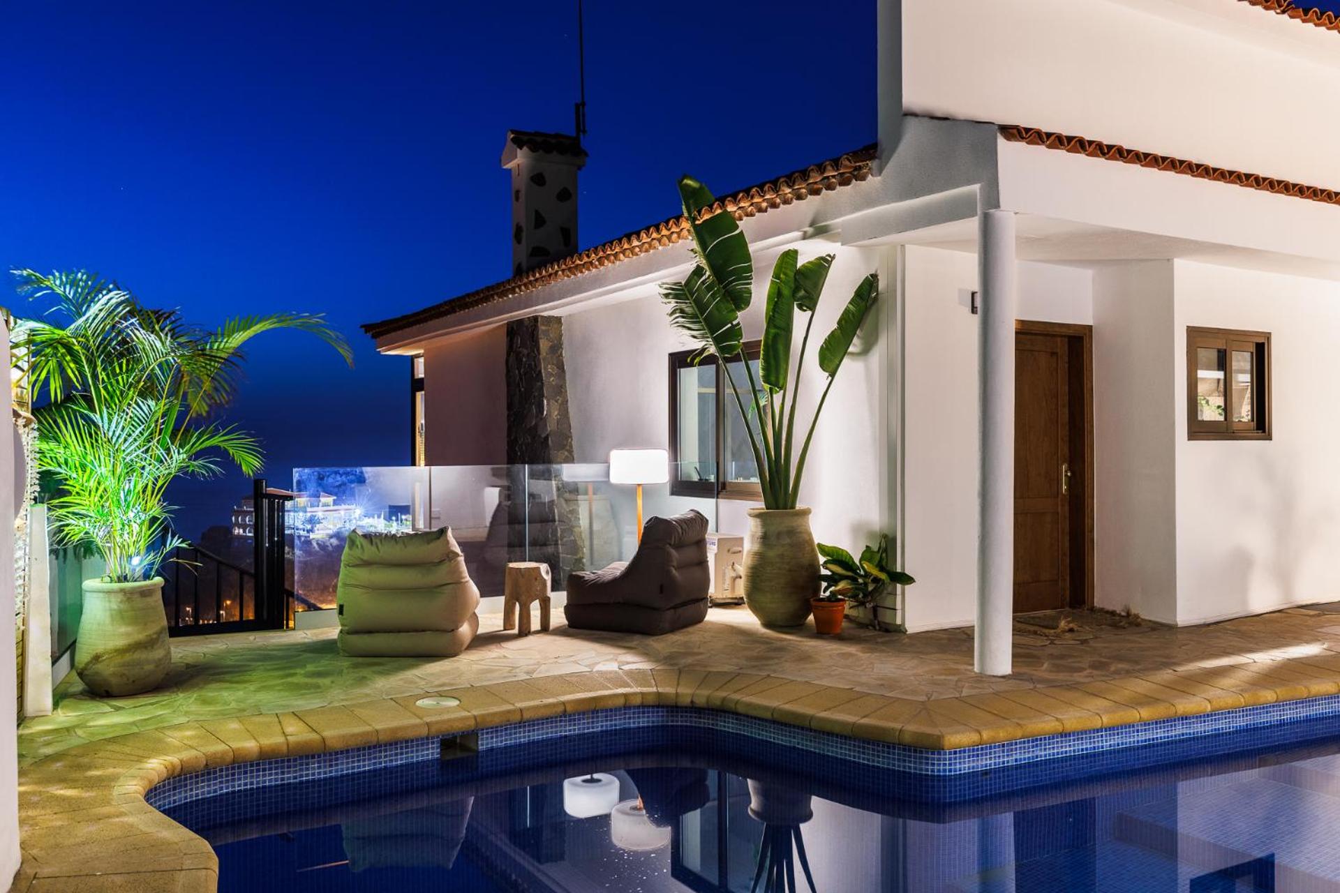 Bahía Apartments