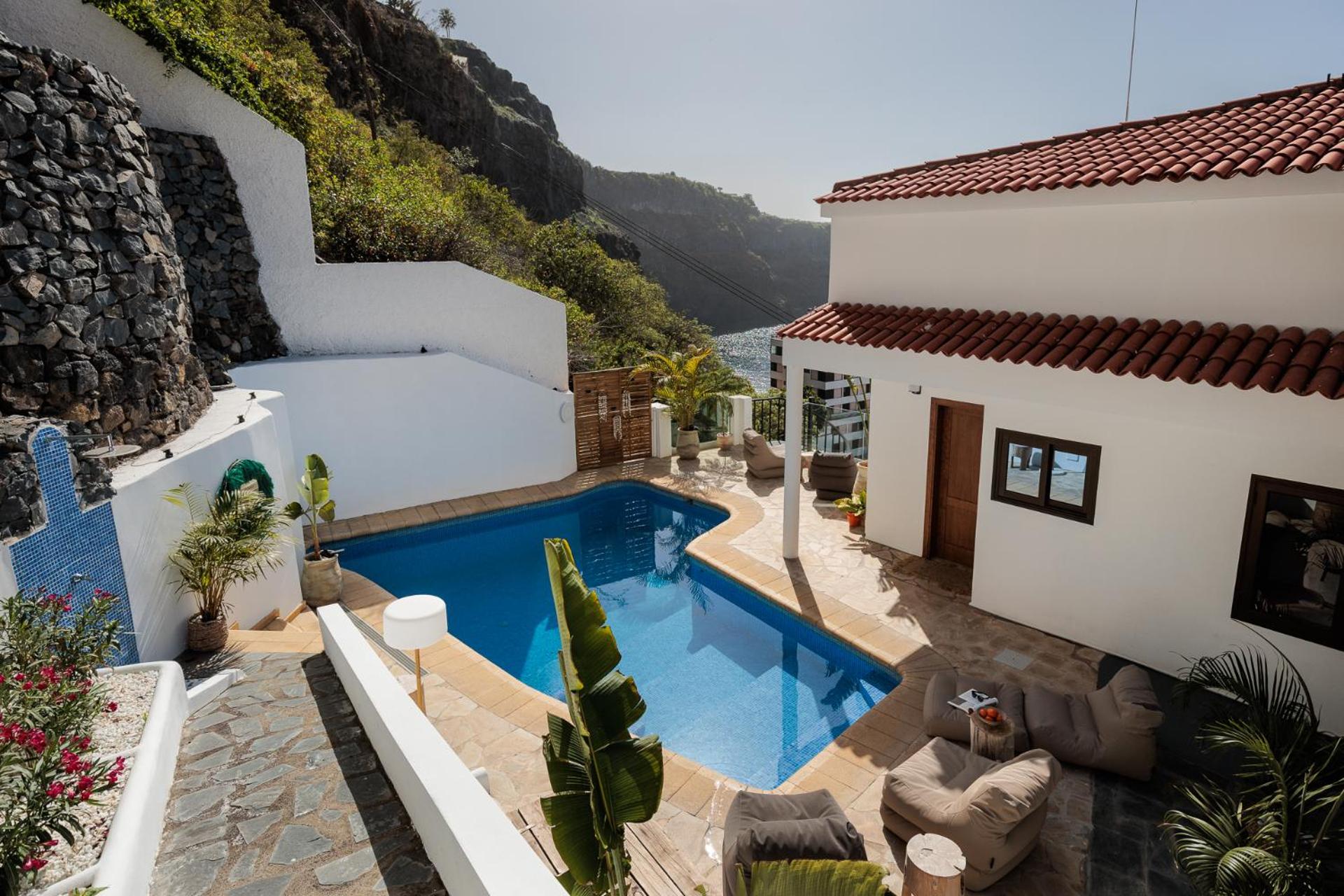 Bahía Apartments