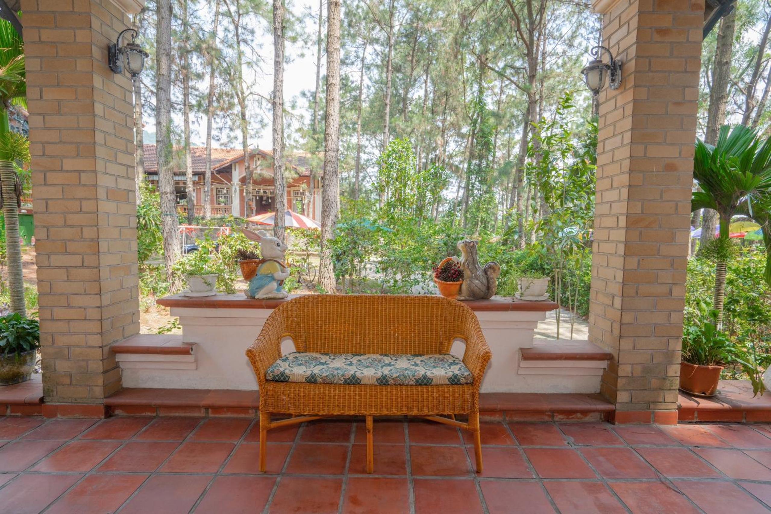 Pine Hill Villas & Camping view 3