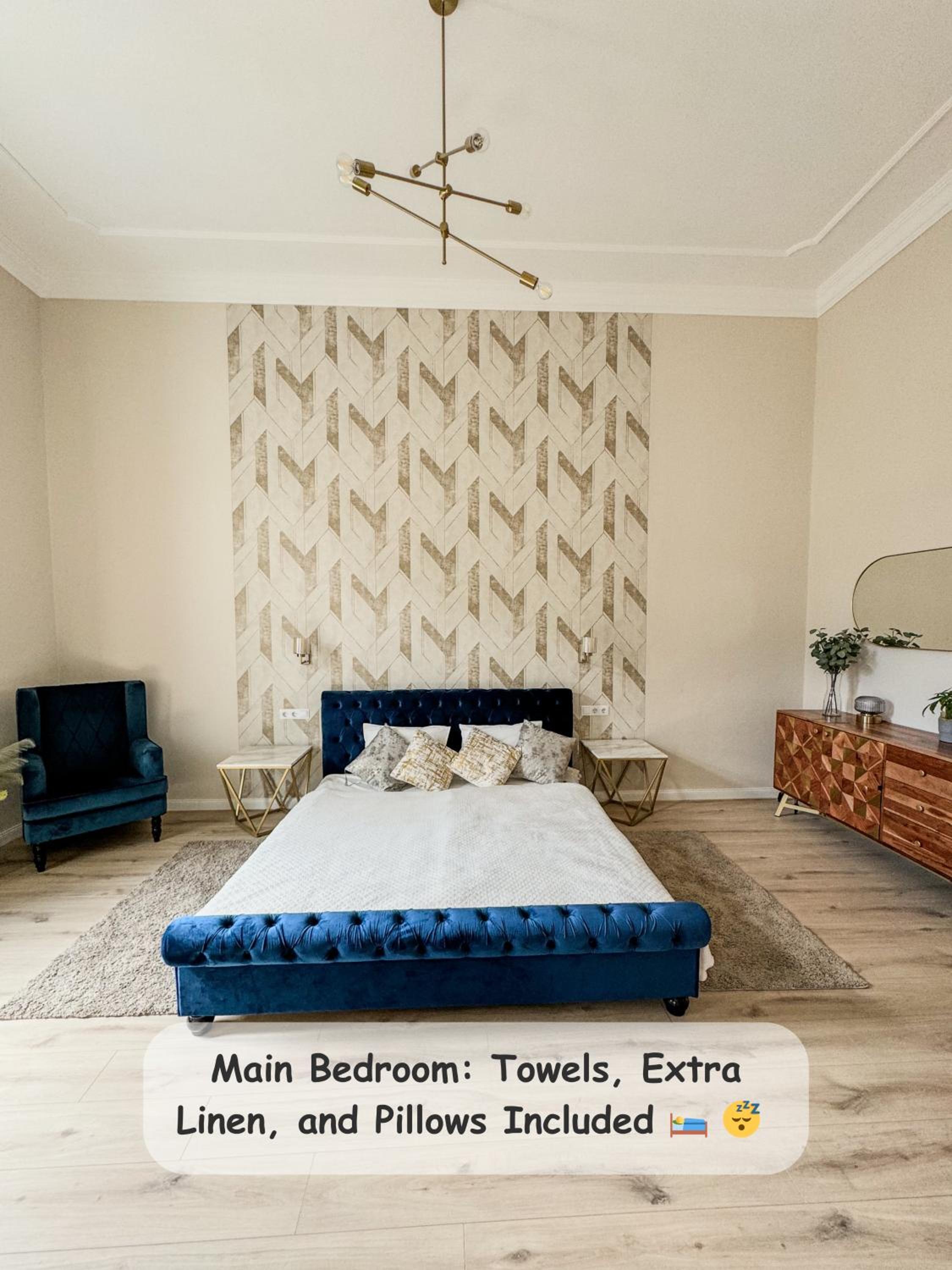 Luxury Parisian Designed 3-Bedroom Gem in Heart of Budapest view 3