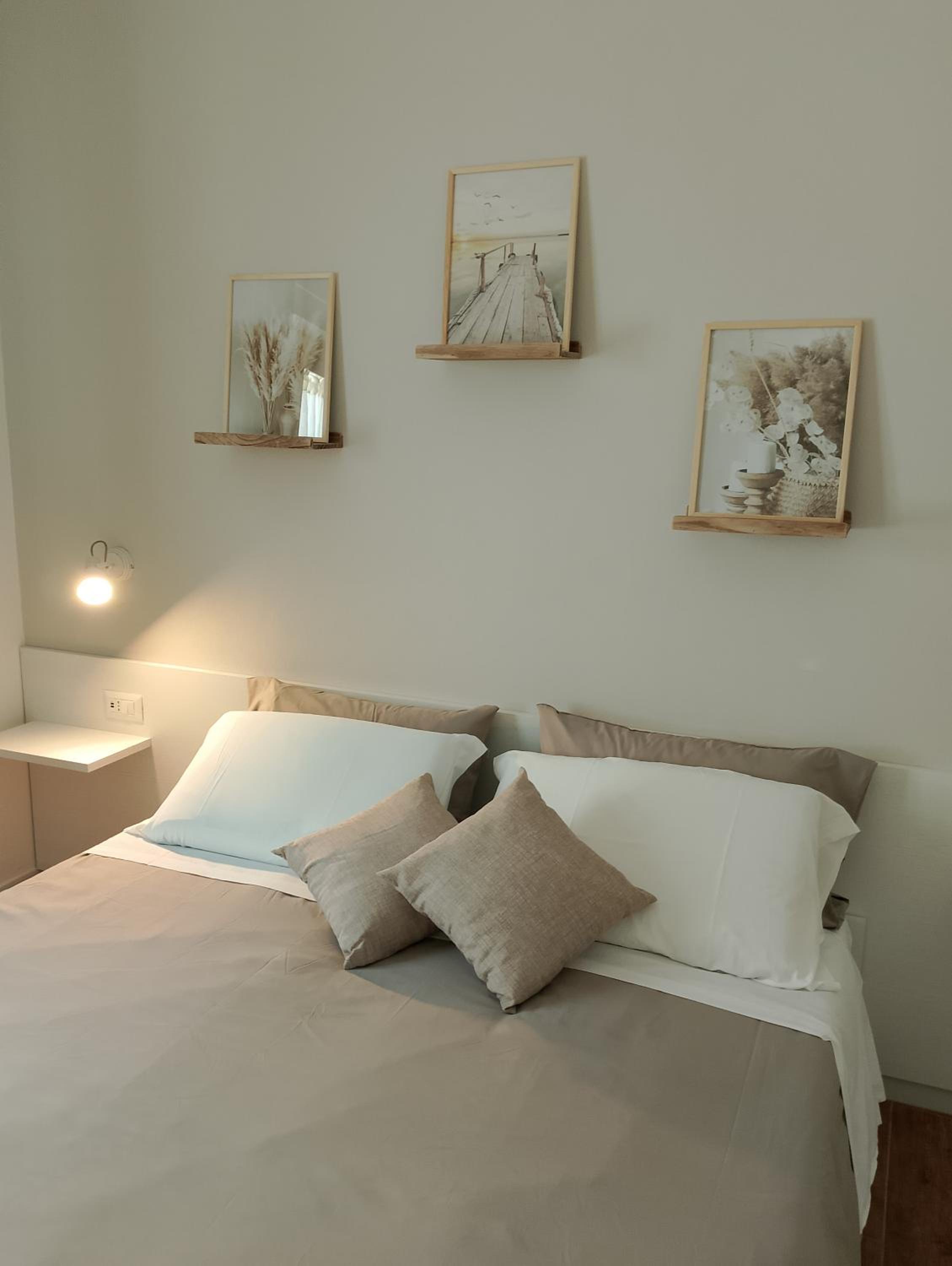 Mavi Rooms