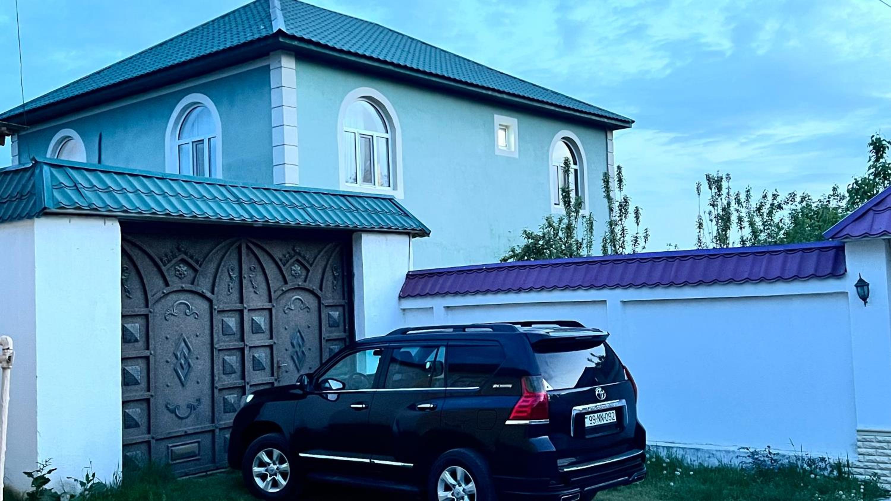 Villa Mountain View and Riverside