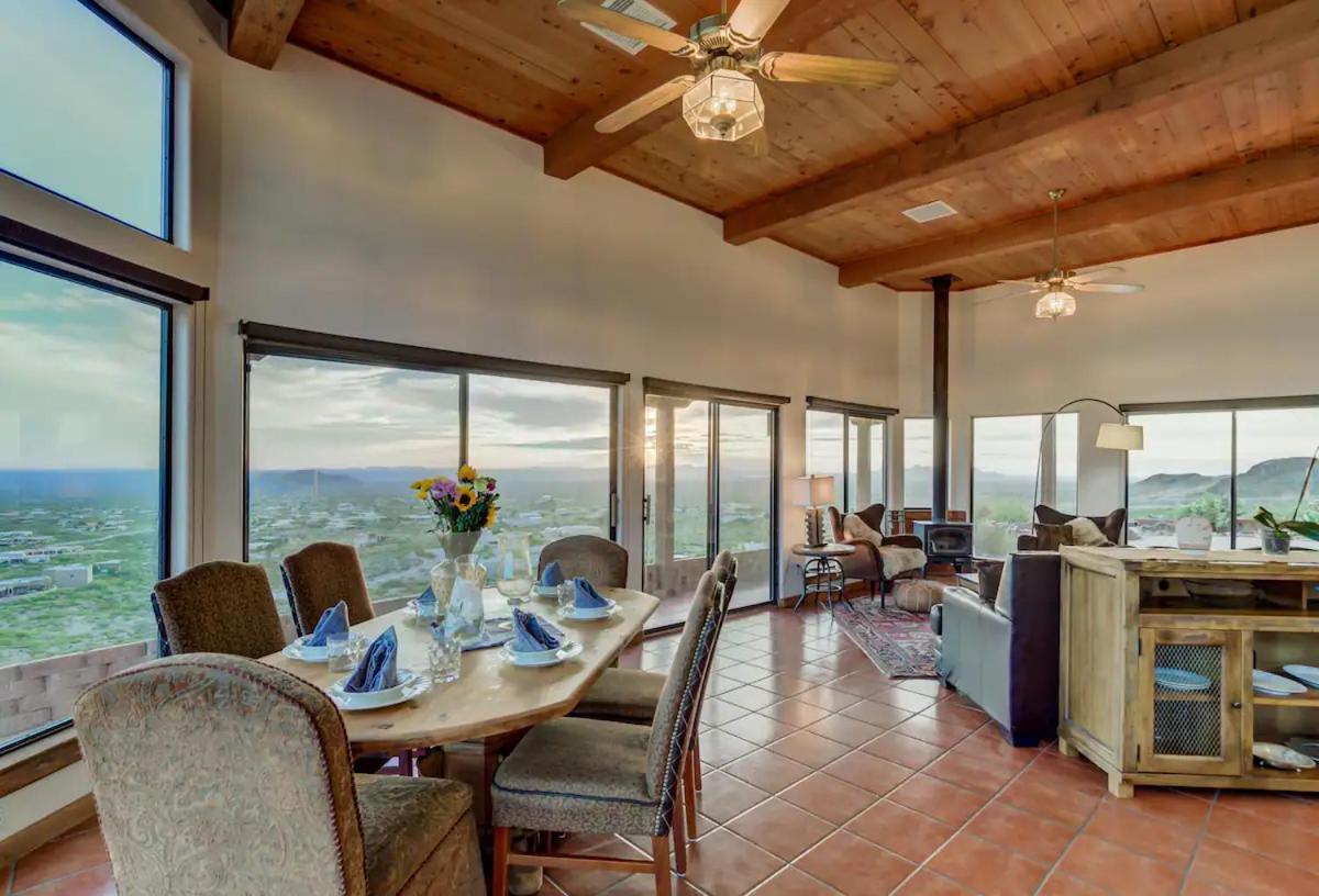 Executive Home in Soledad Canyon with amazing views view 5
