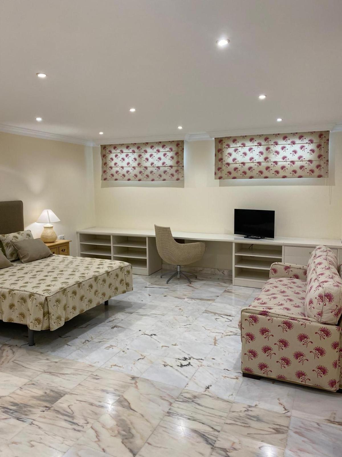 Apartamentos Villa Torreblanca