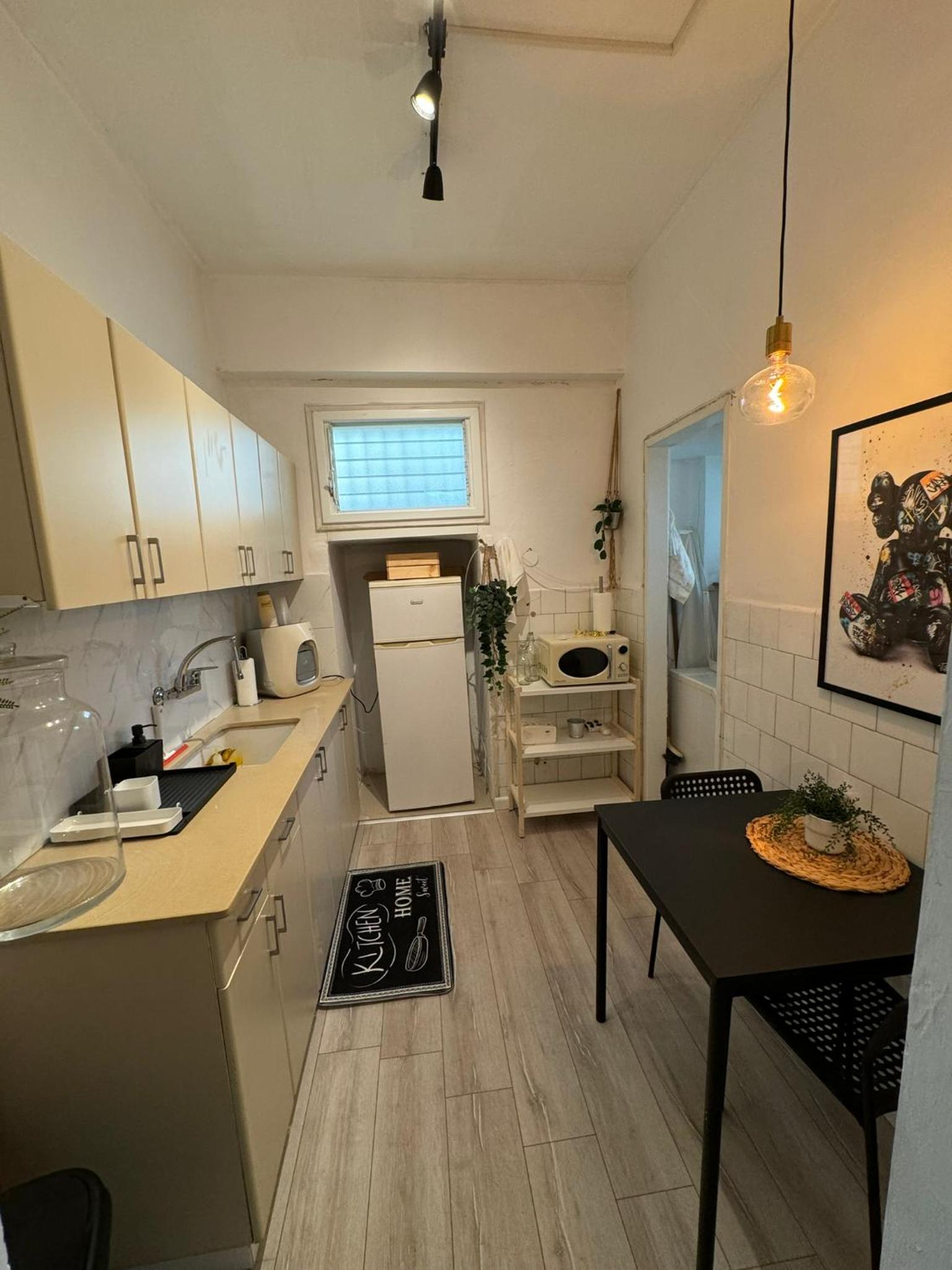 3 rooms apartment on the beach view 5