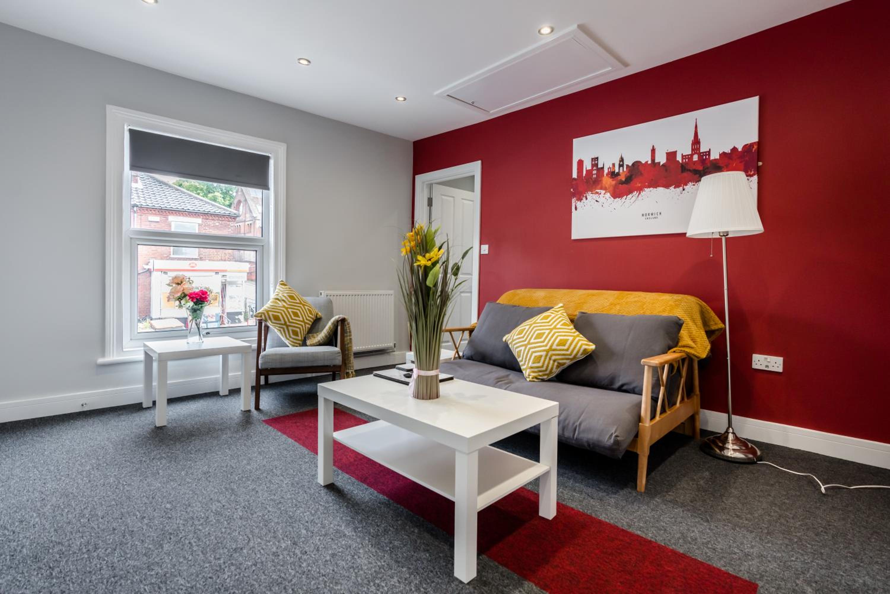 76a Silver Road