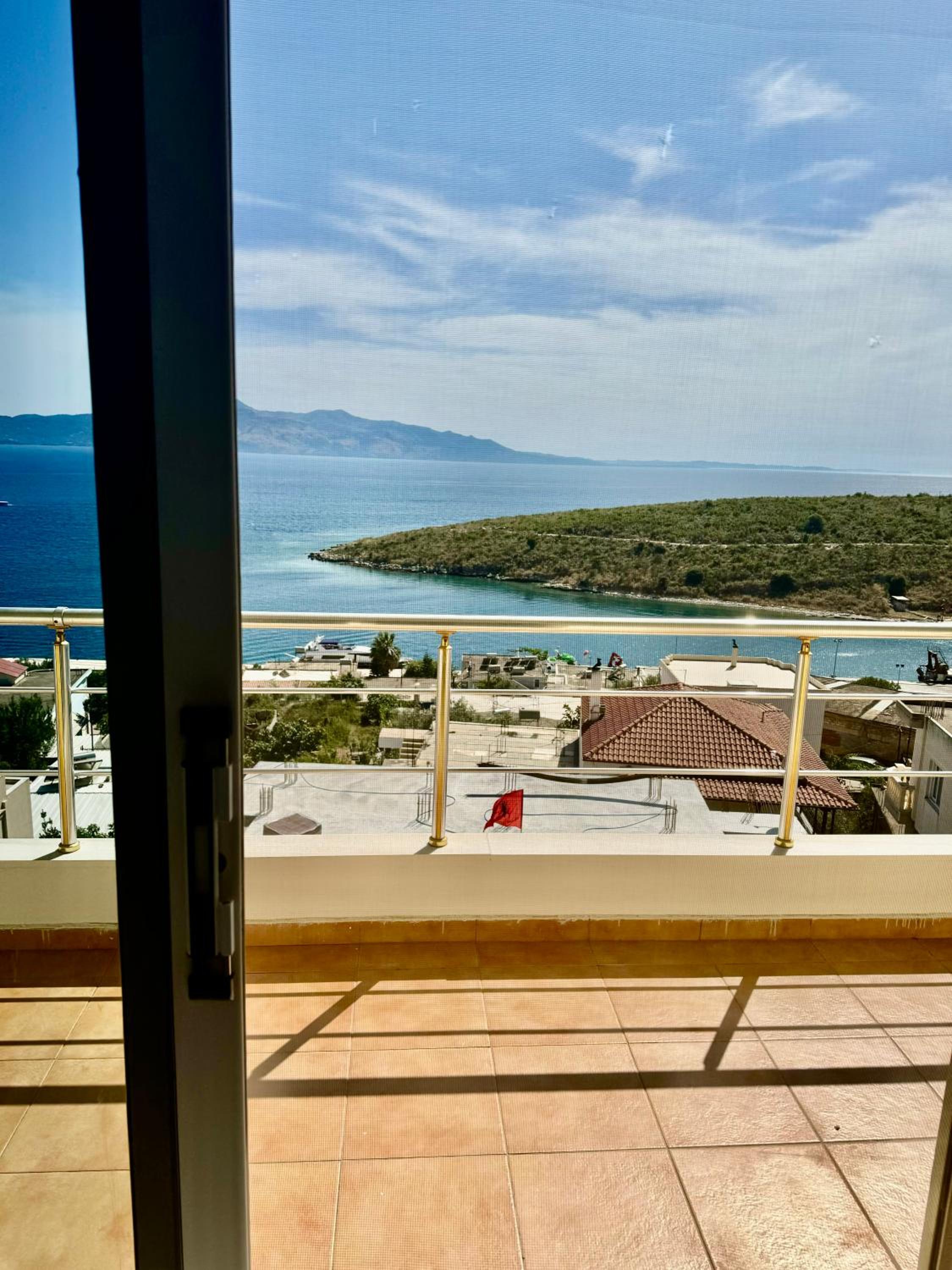 Comfy Blue Sarande