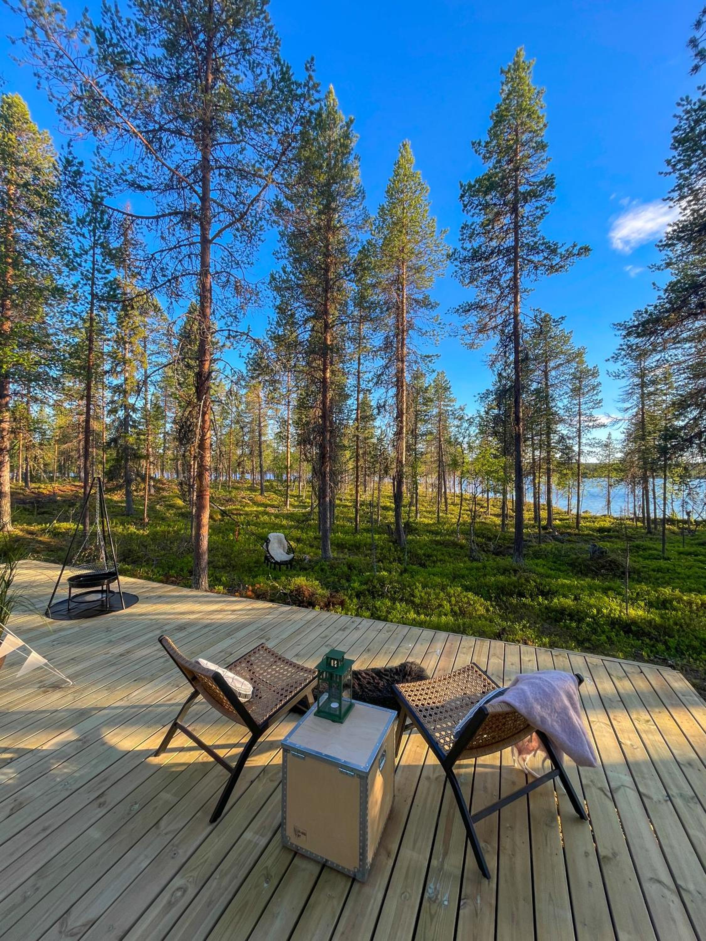 LaplandLiv Glampingtent with private sauna at the lake! view 3