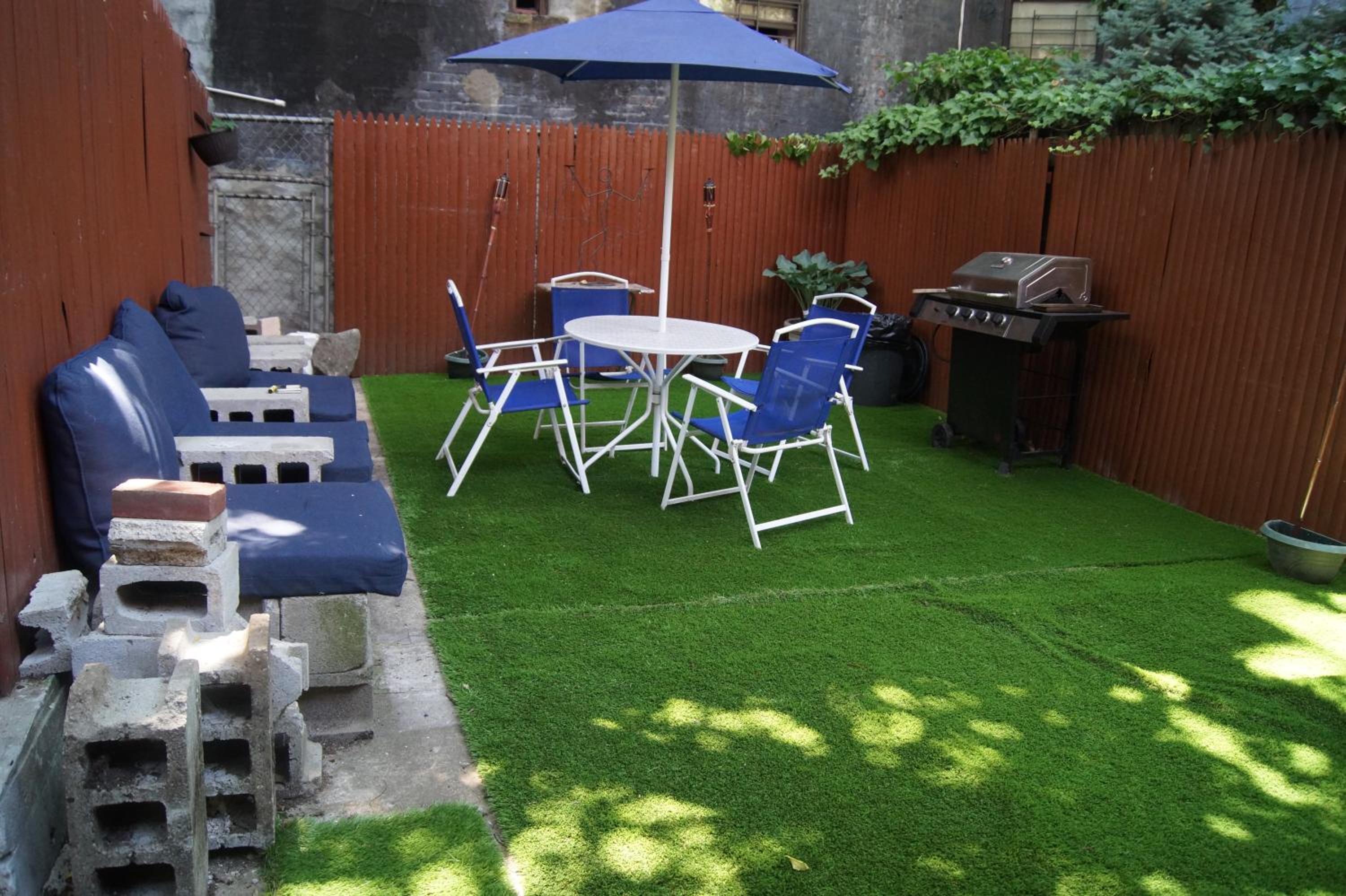 Macaw Guest House - Image 2