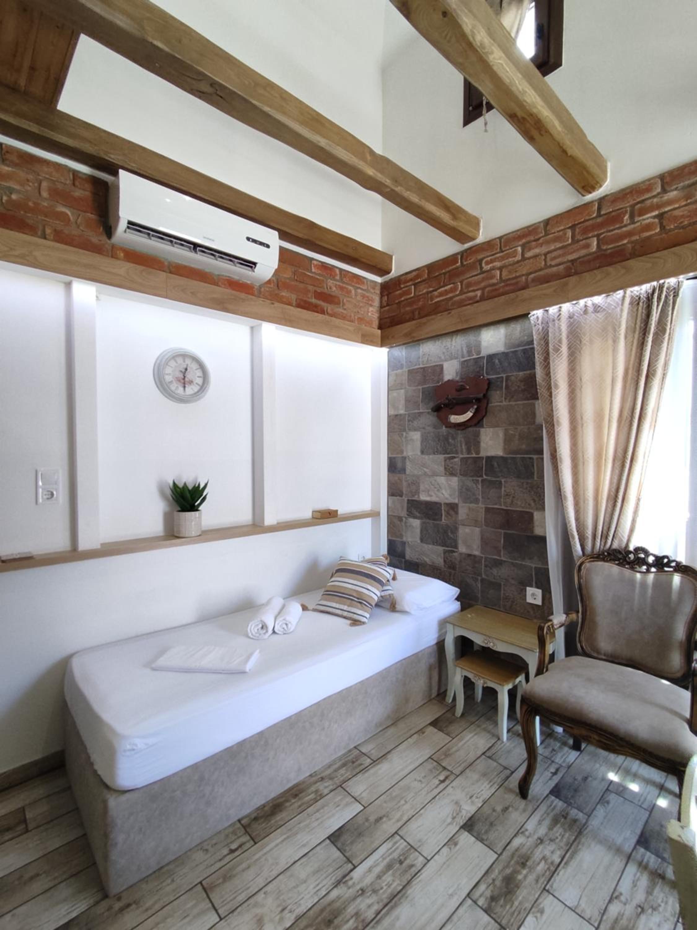 Green House Skiathos
