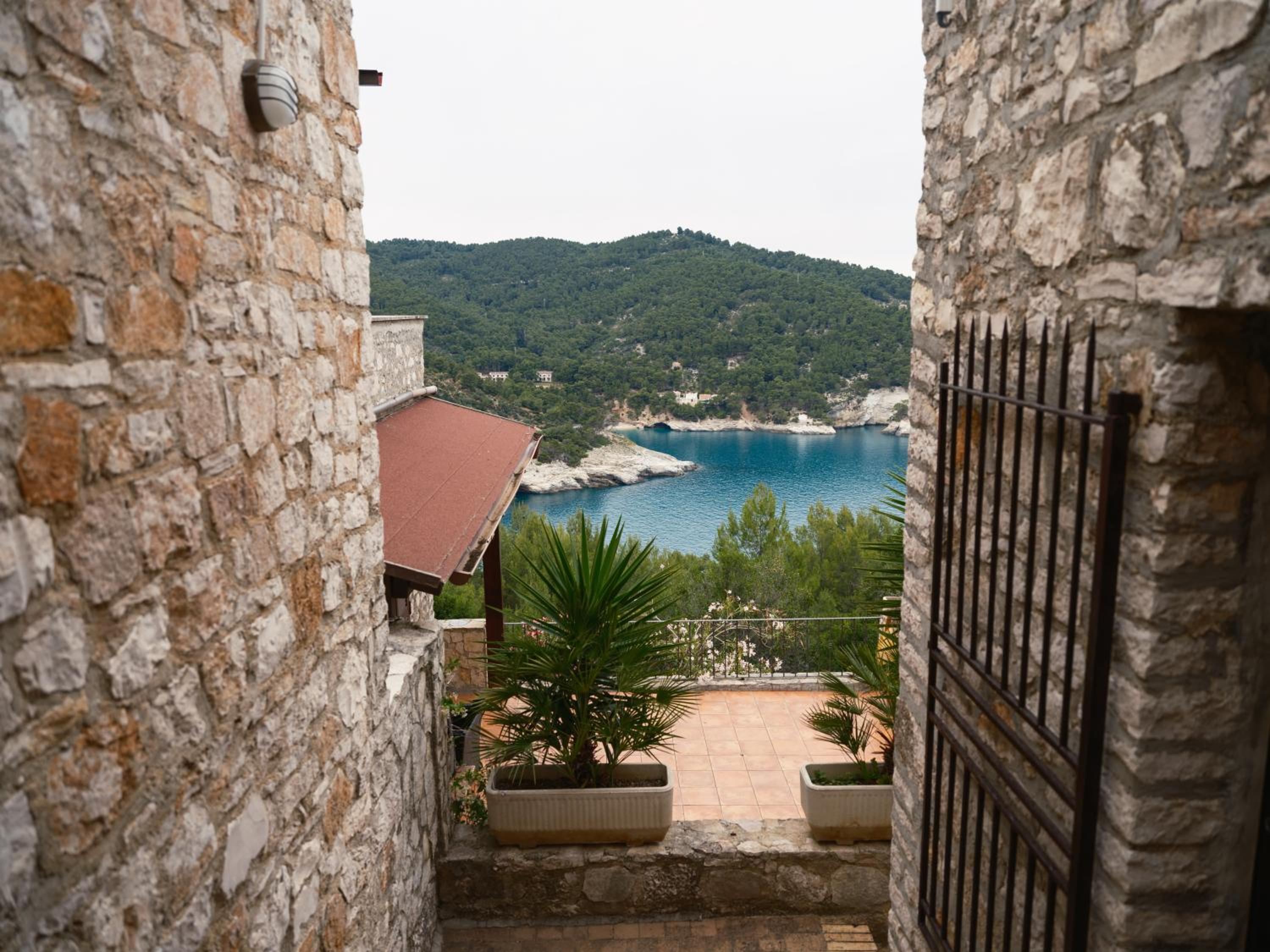 LA FINESTRA SUL MARE - Antonella Apartment photo 2