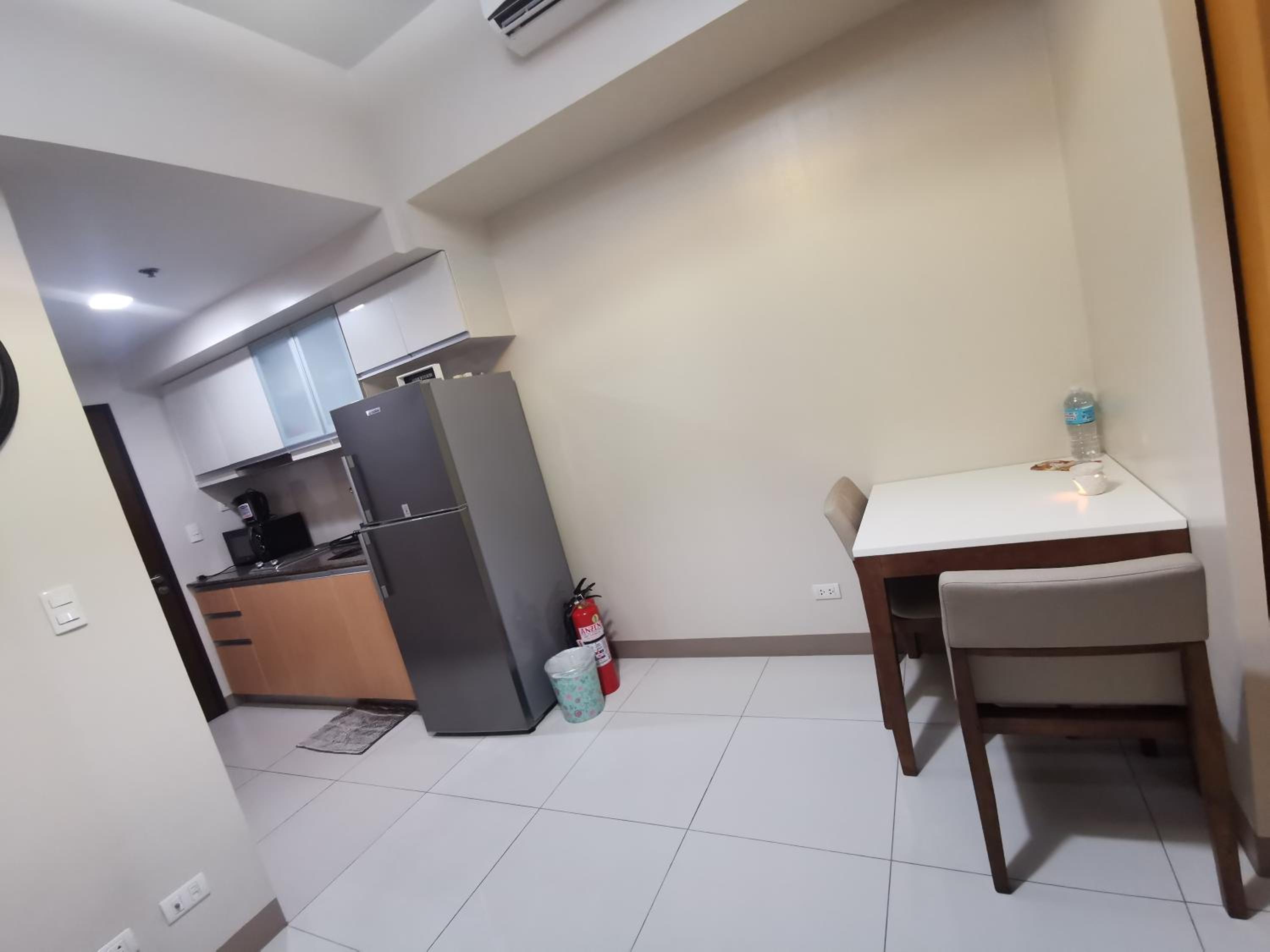 One Uptown Residence BGC One Bedroom