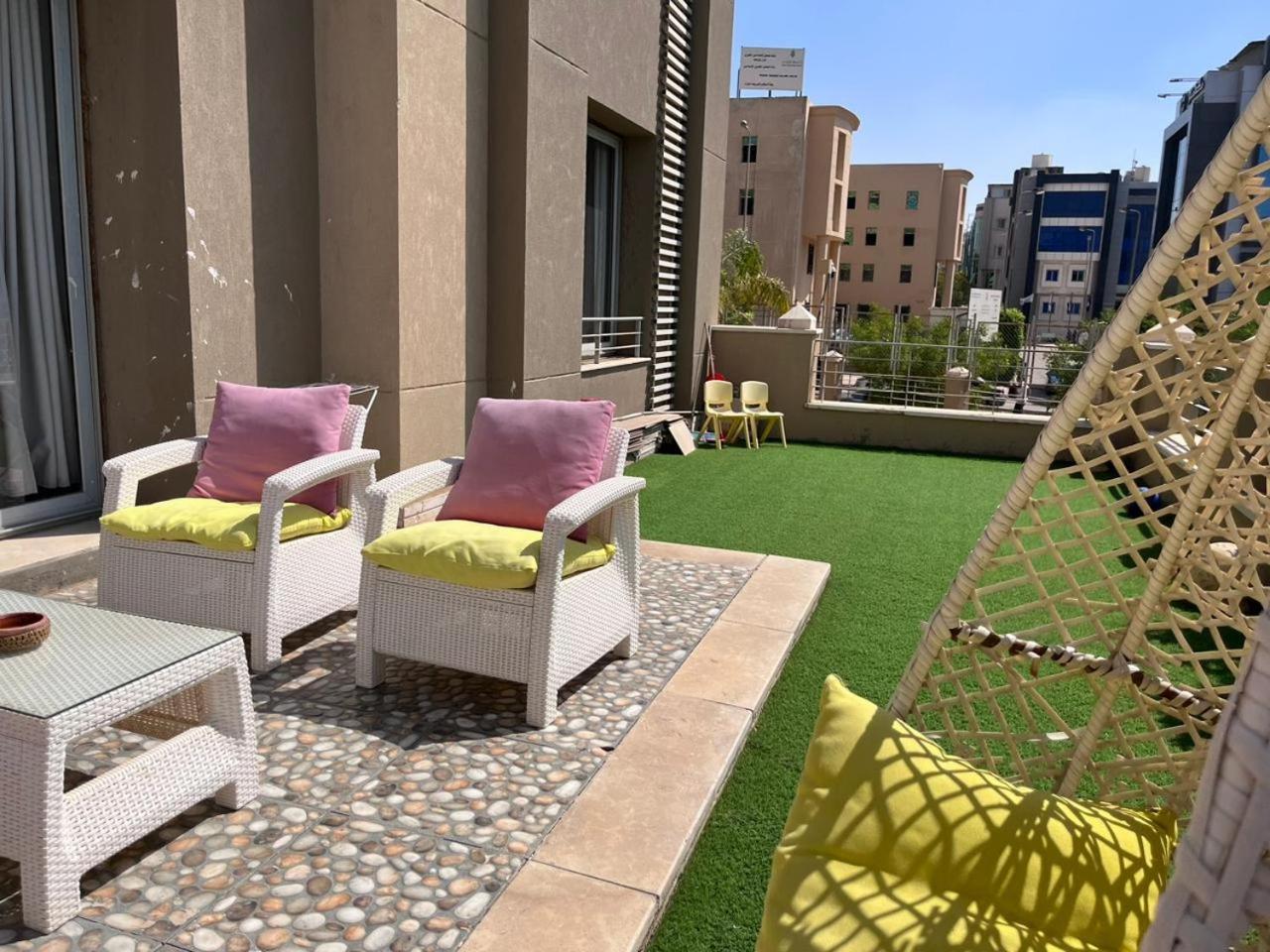 Luxury studio with garden