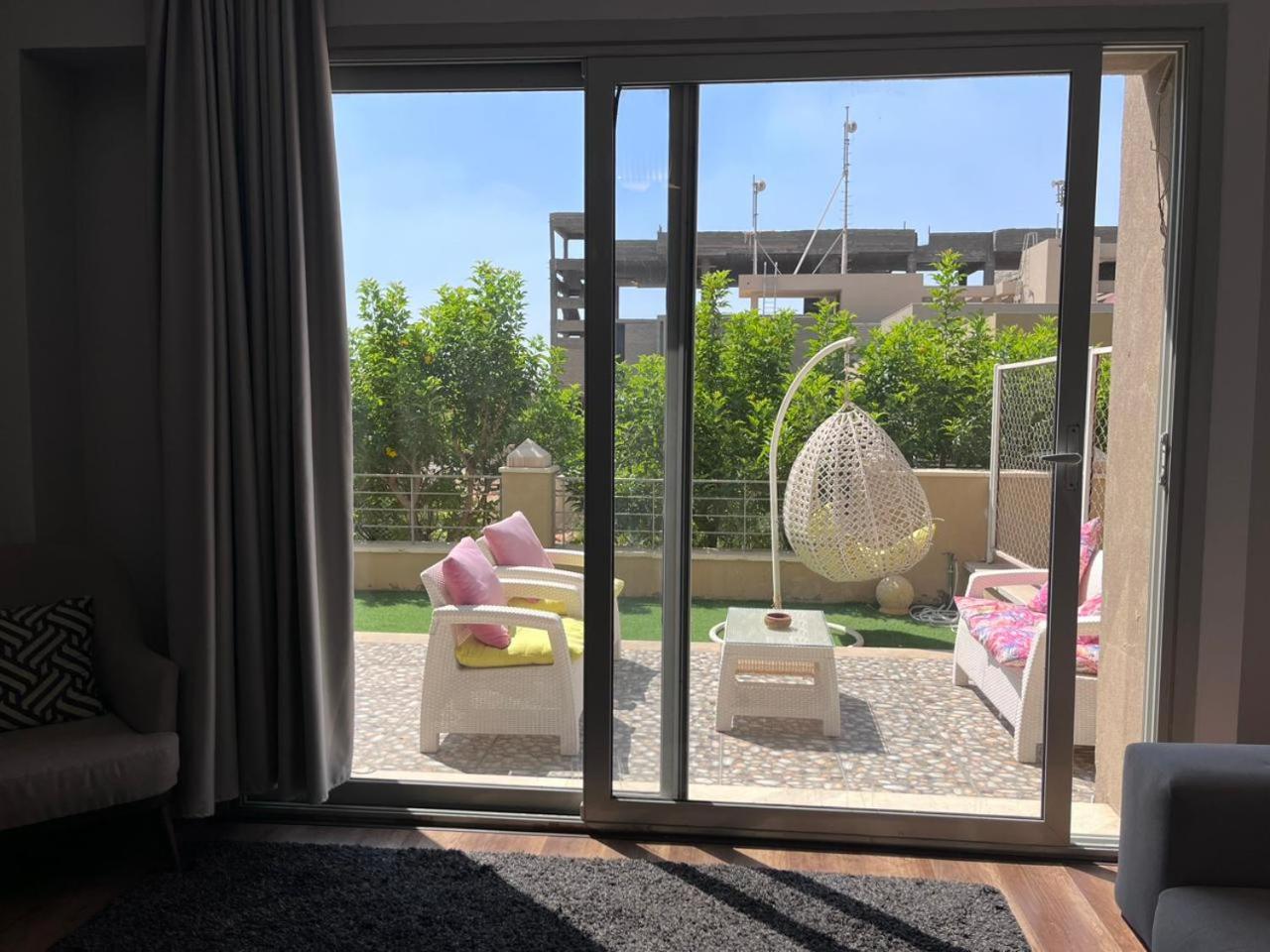 Luxury studio with garden