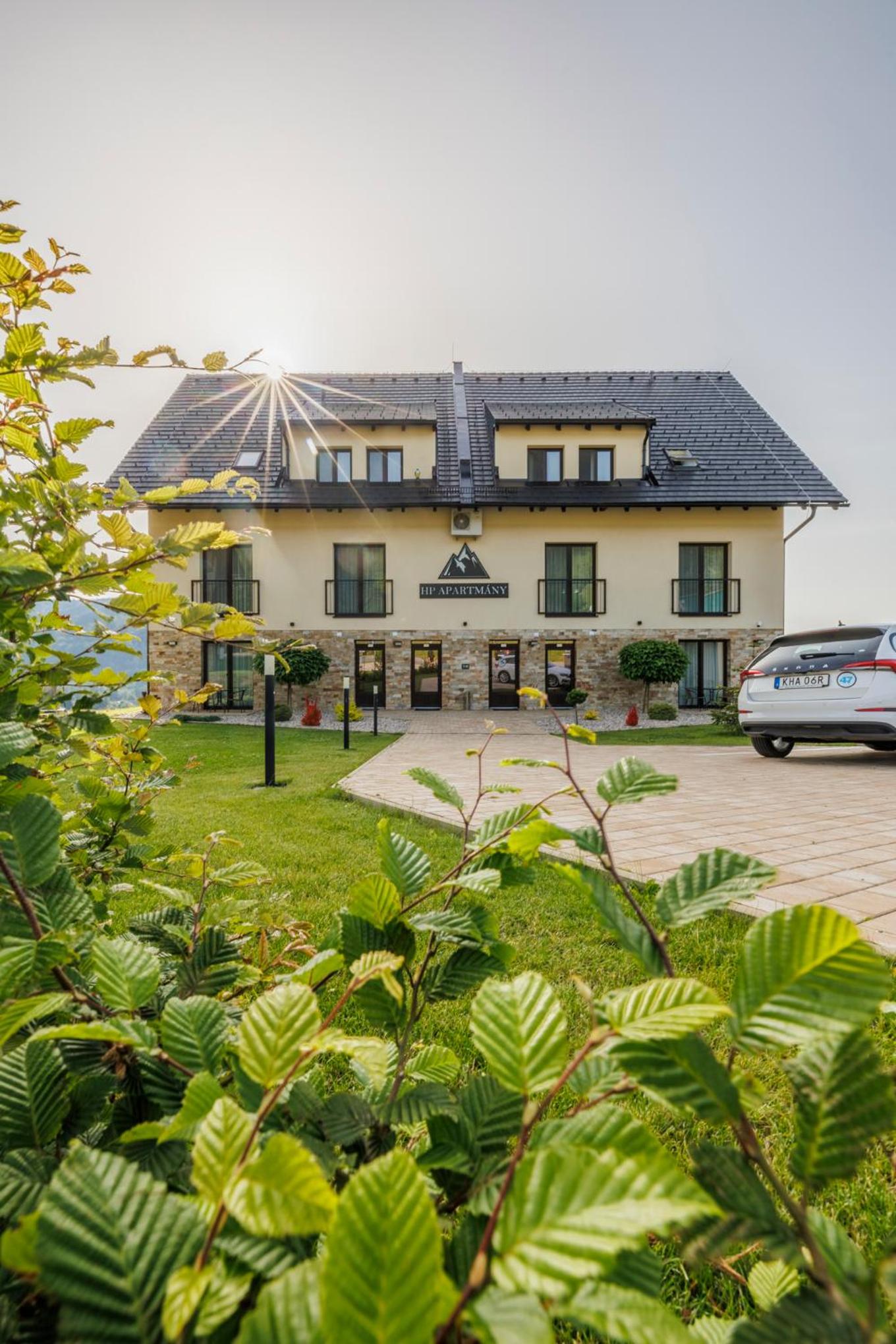 HP APARTMÁNY SKIAREÁL- Buková Hora v Orlických horách 100 m od lanovky