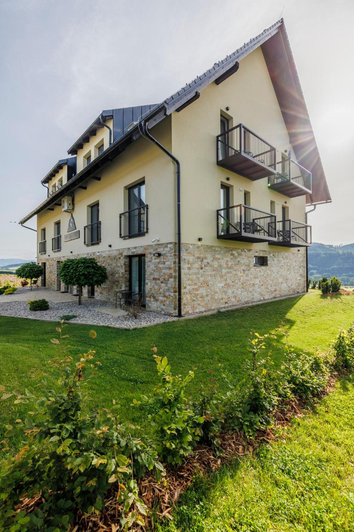 HP APARTMÁNY SKIAREÁL- Buková Hora v Orlických horách 100 m od lanovky