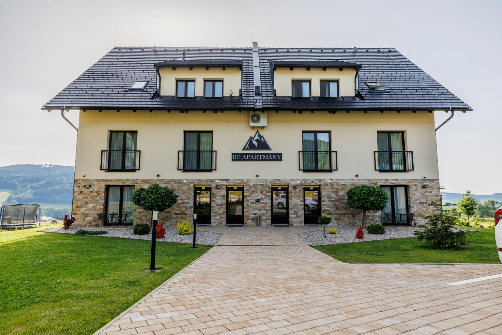 HP APARTMÁNY SKIAREÁL- Buková Hora v Orlických horách 100 m od lanovky