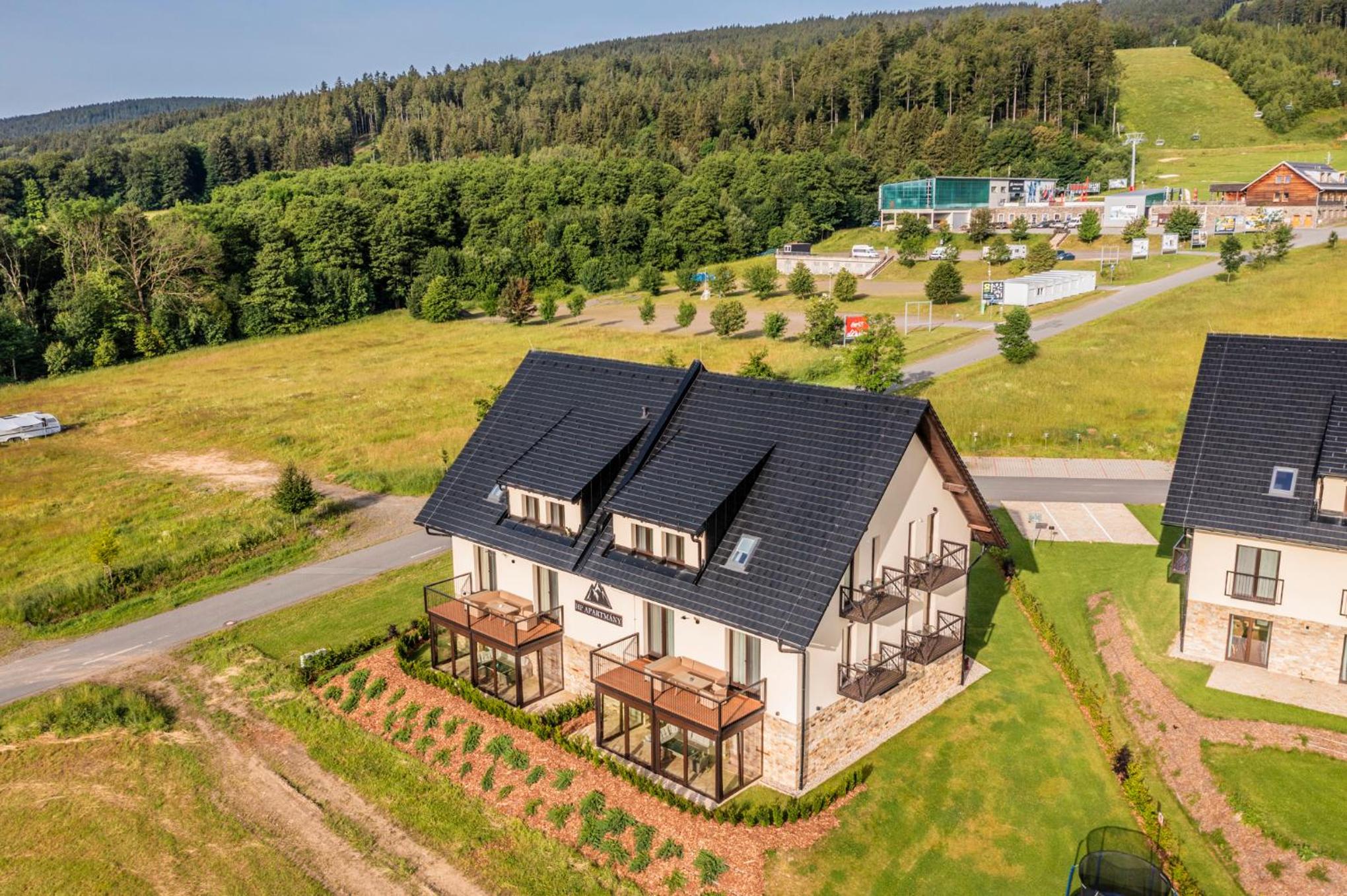 HP APARTMÁNY SKIAREÁL- Buková Hora v Orlických horách 100 m od lanovky