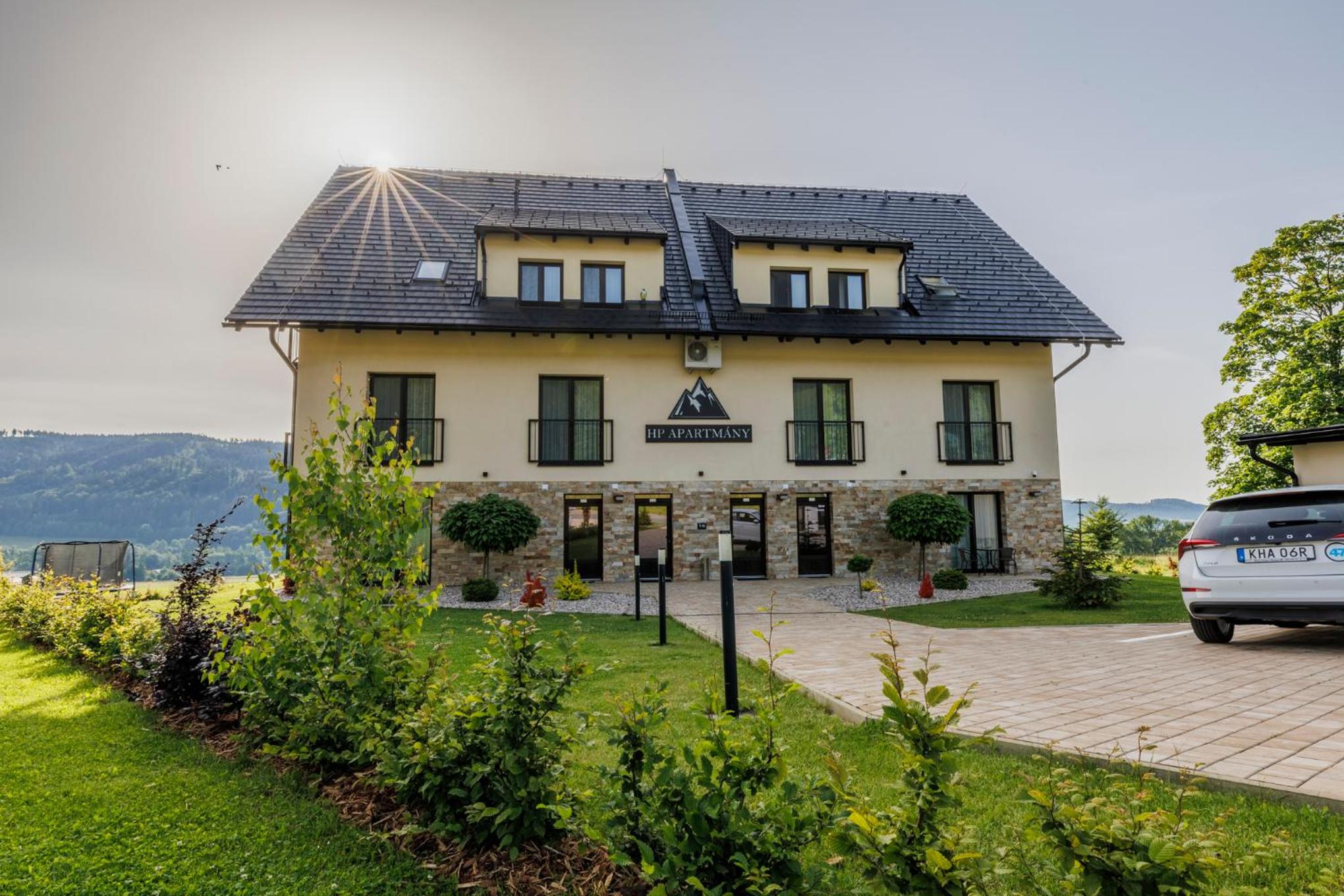 HP APARTMÁNY SKIAREÁL- Buková Hora v Orlických horách 100 m od lanovky