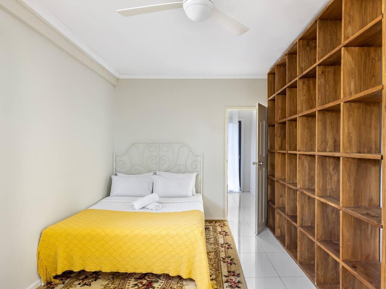 5 mins to Mall Convenient 4BR Home at Sunnybank