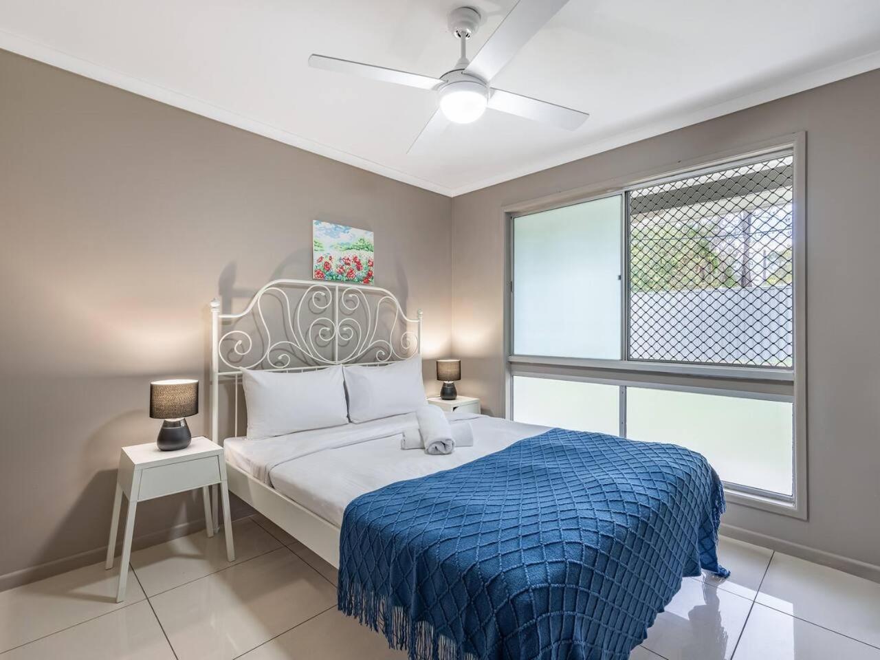 5 mins to Mall Convenient 4BR Home at Sunnybank