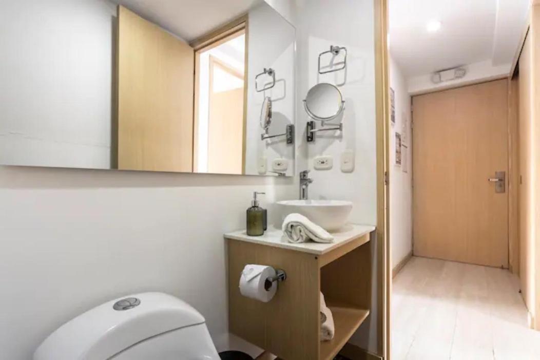San Peter Aparta Suite en La 70 Laureles