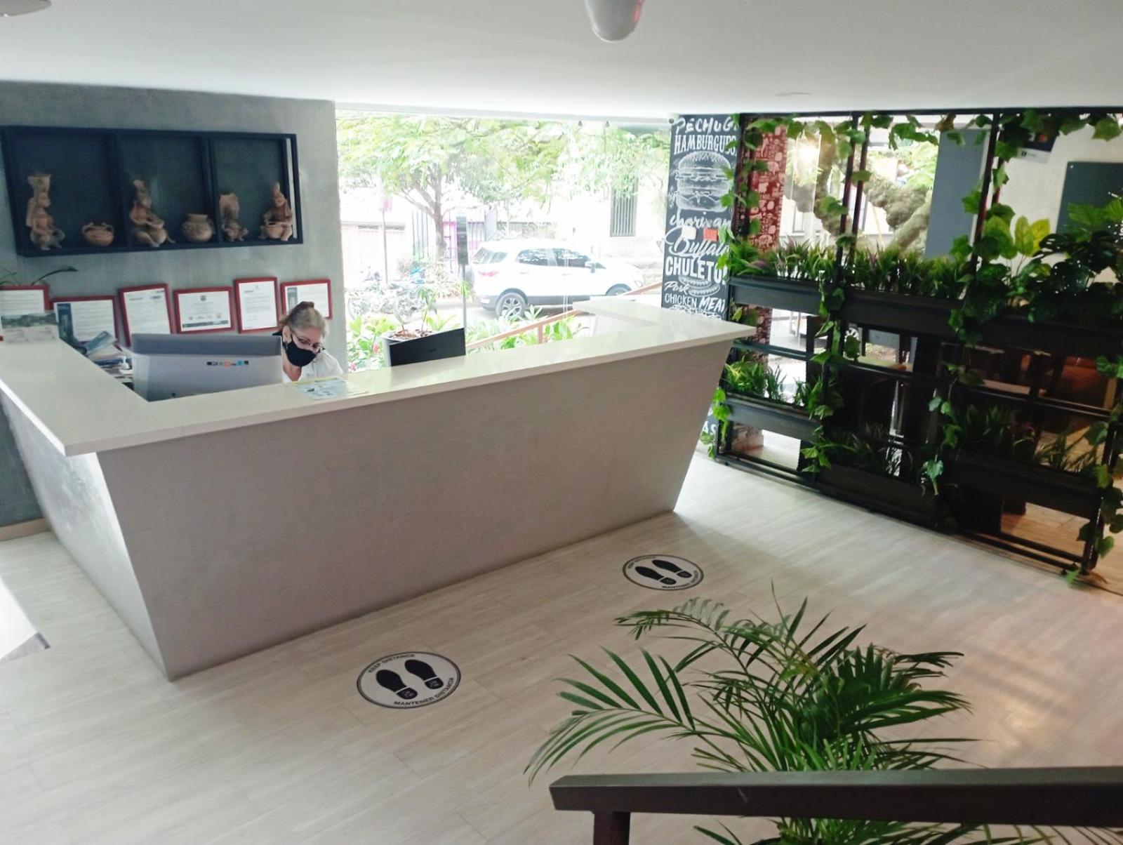 San Peter Aparta Suite en La 70 Laureles