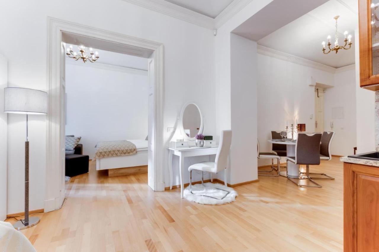 Wenceslas Square Royal Apartments