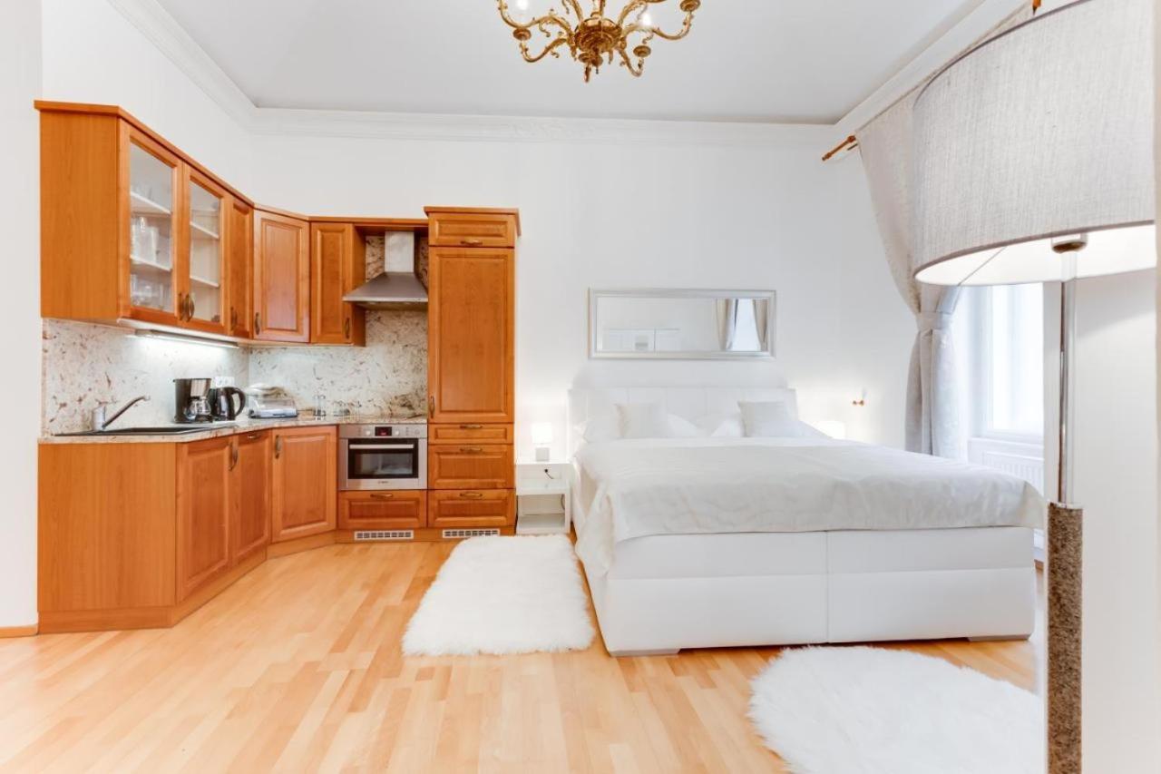 Wenceslas Square Royal Apartments