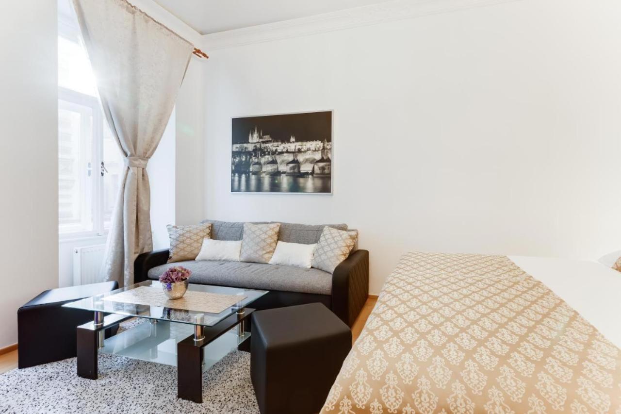 Wenceslas Square Royal Apartments