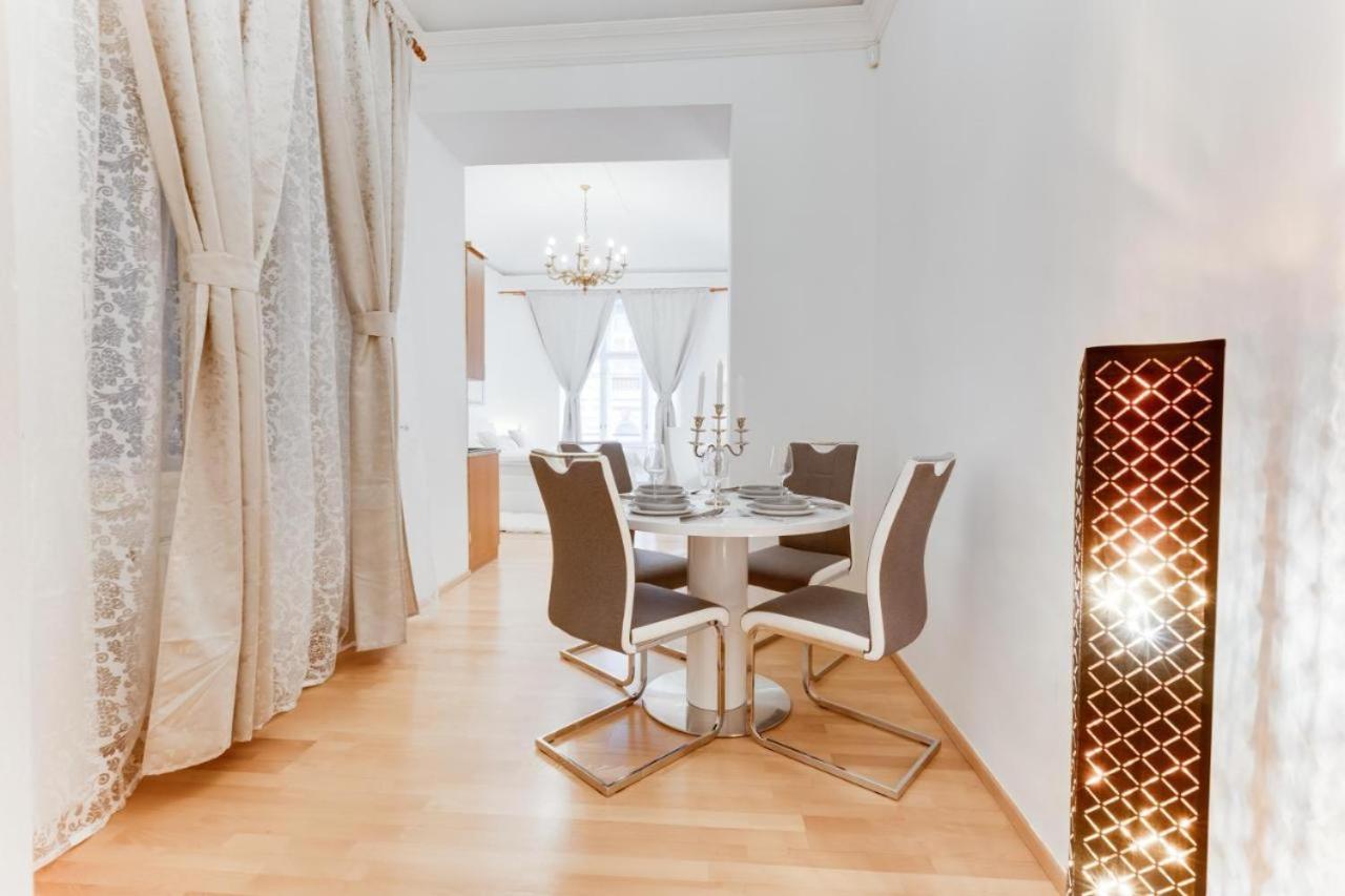 Wenceslas Square Royal Apartments