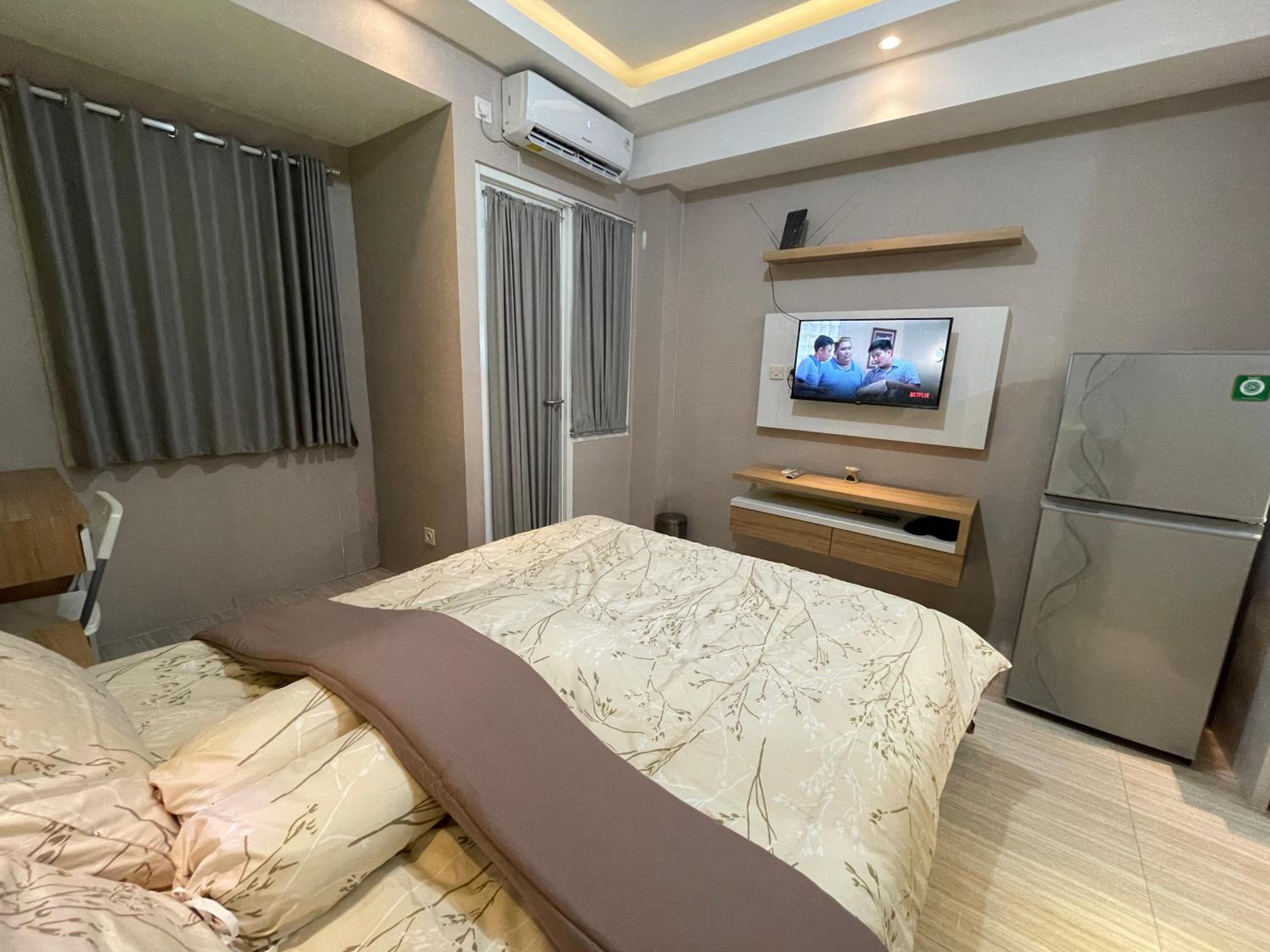 Luxury Studio Apartment at Urban Heights Residences by DR Rooms view 5