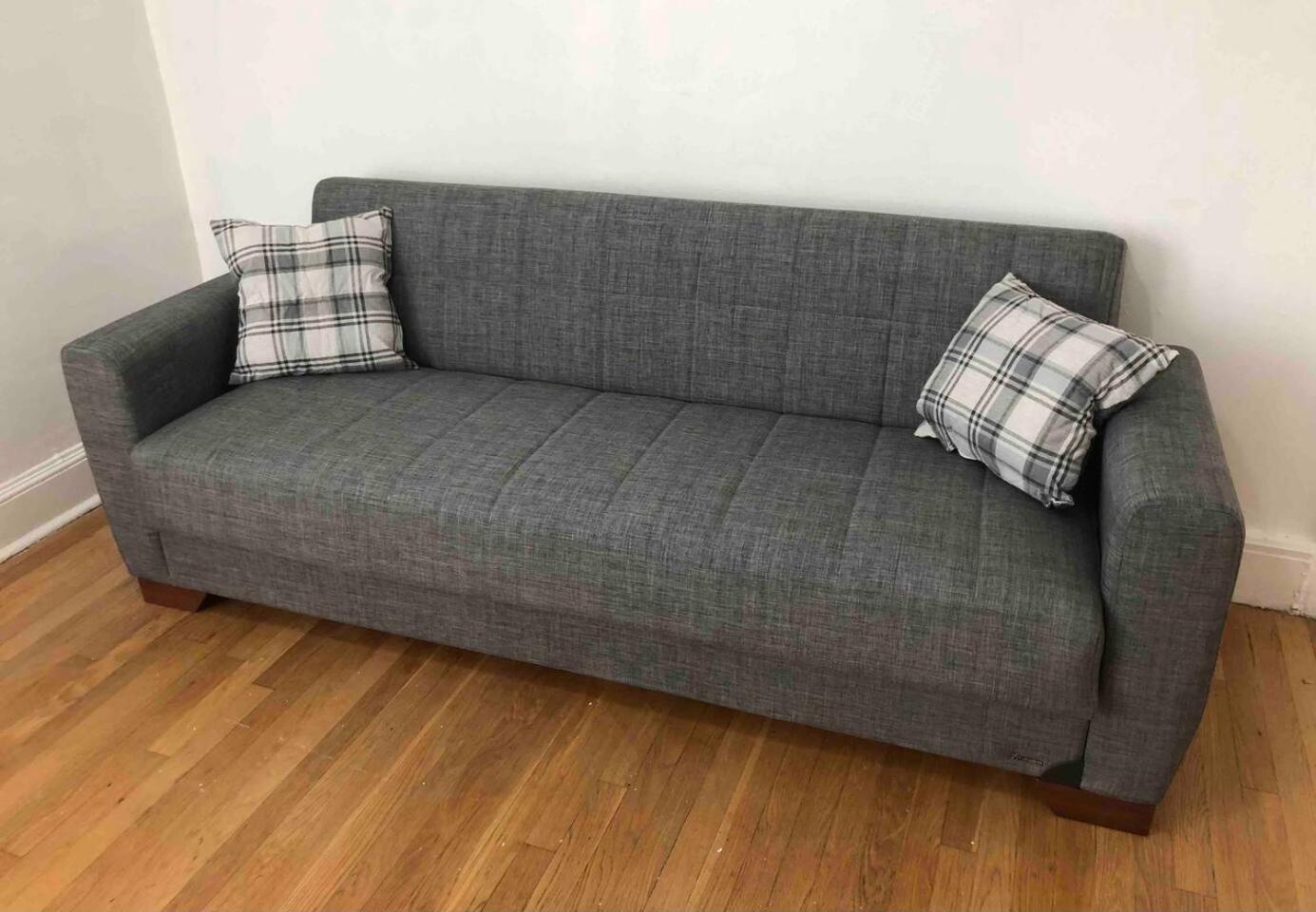 Spacious 2-bedroom apartment with 1-bathroom and private street entrance, MetLife Stadium FIFA World Cup 25 minutes away