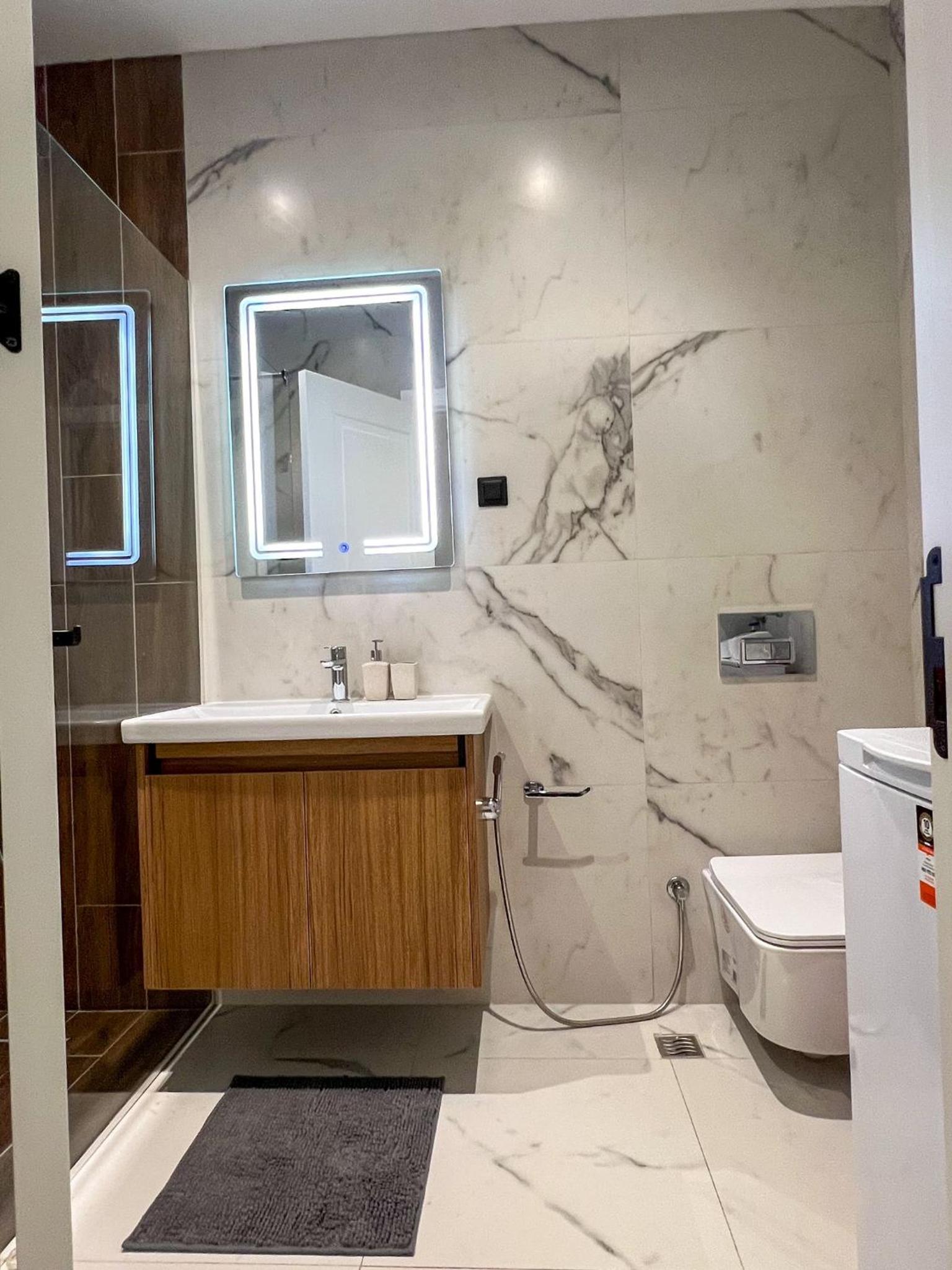 Lemone Apartment